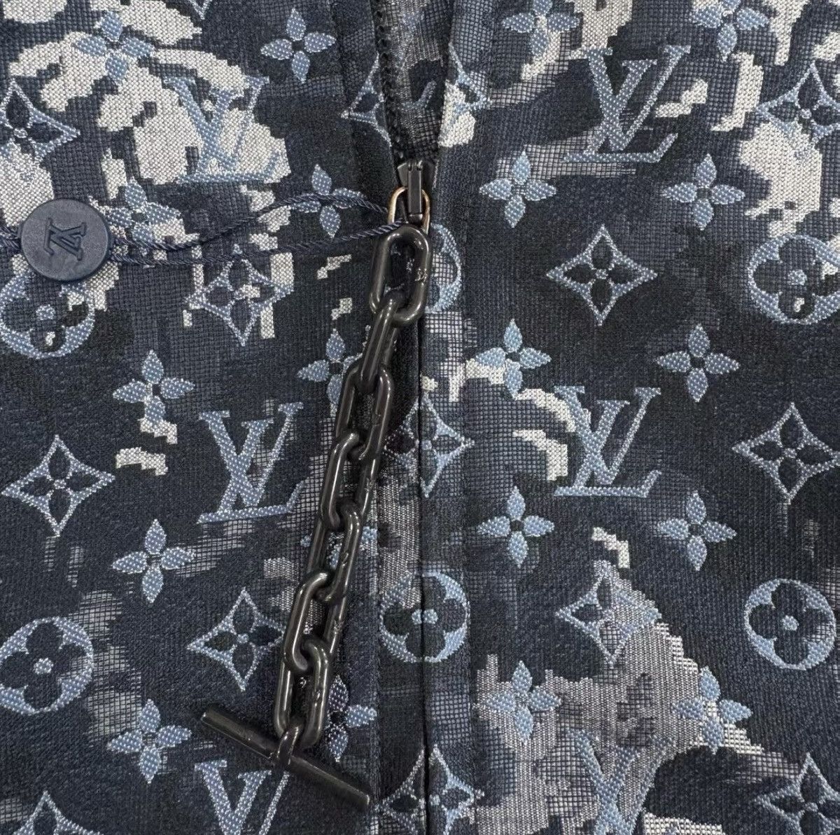 Louis Vuitton Louis Vuitton 50 Tapestry Monogram Windbreaker Hoodie Jacket Size US M / EU 48-50 / 2 - 3 Thumbnail