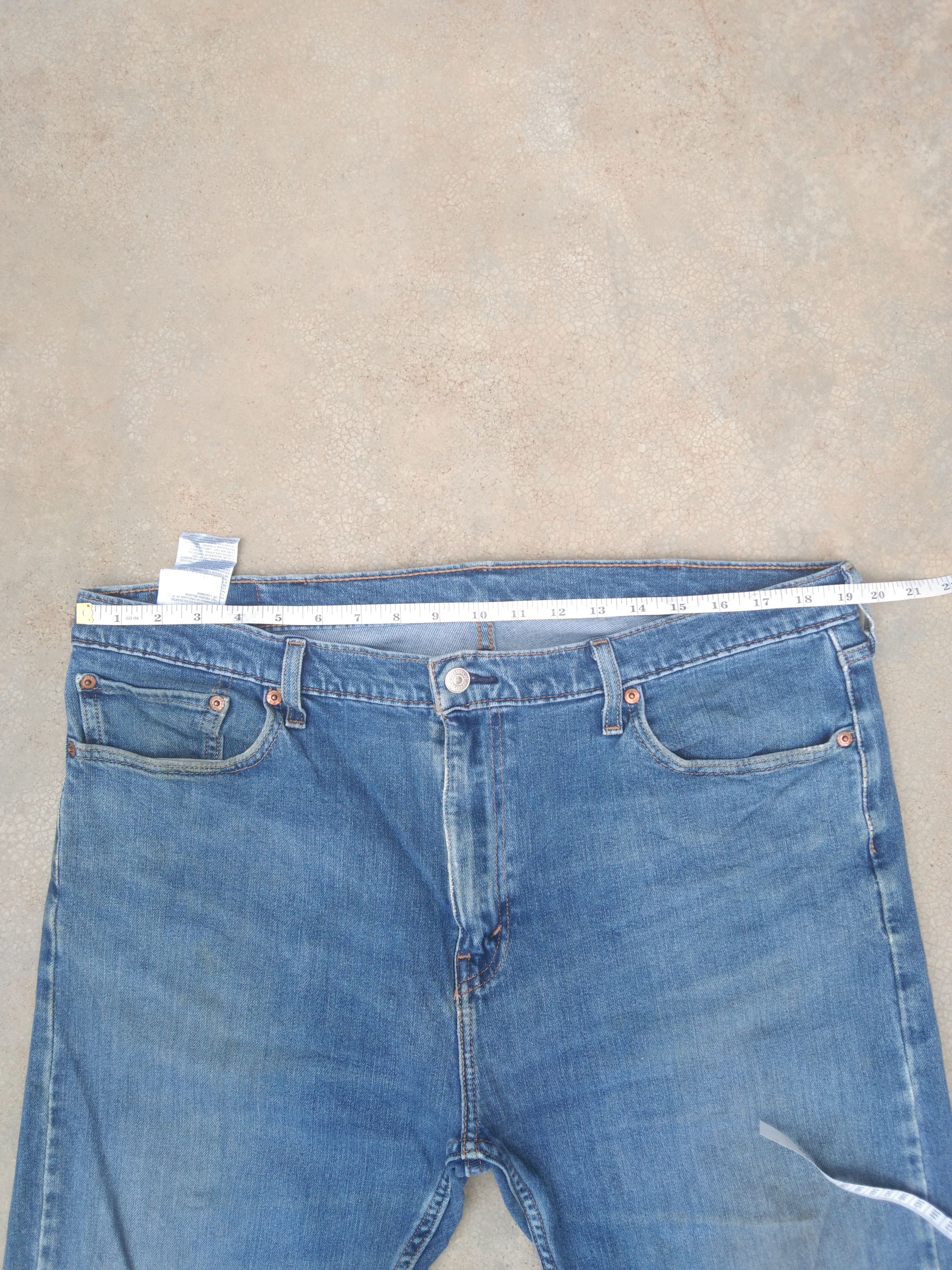 Levi's Vintage Levi's Jeans 513 Faded Blue Distressed Denim 38x30 Size US 38 / EU 54 - 7 Thumbnail