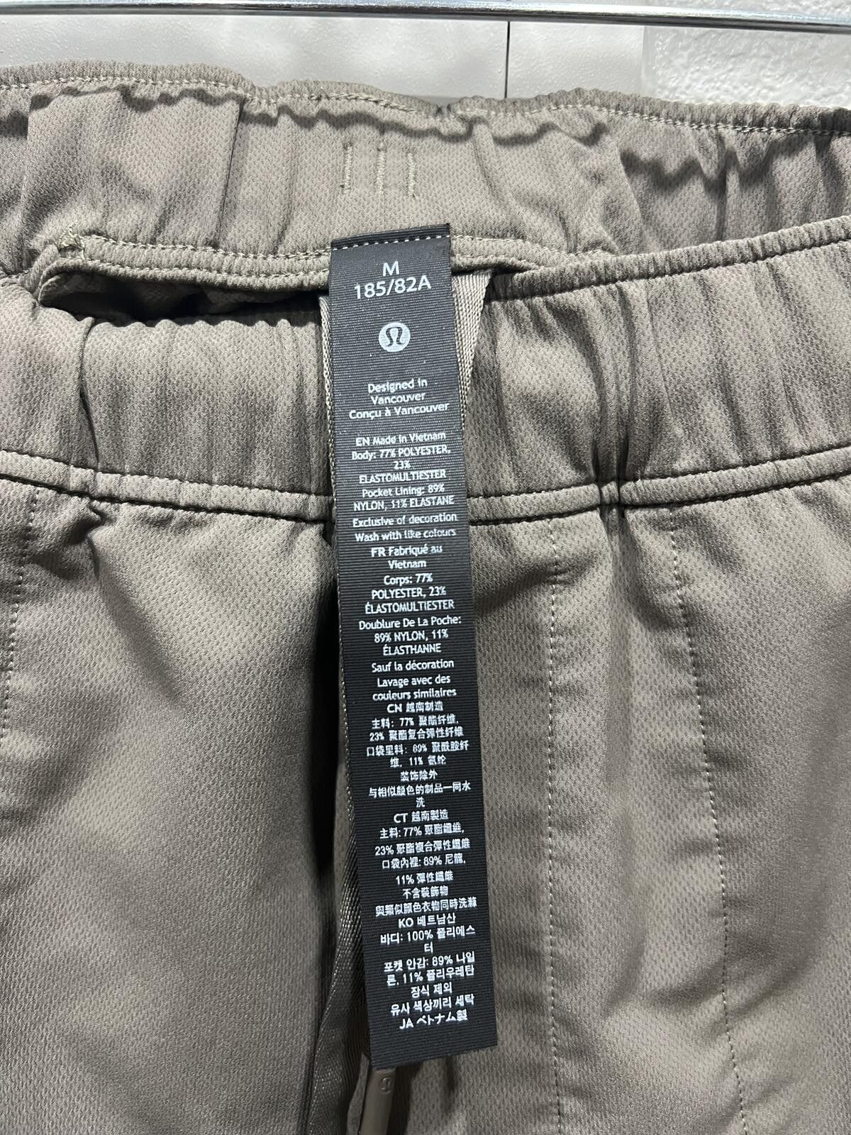 Lululemon Lululemon Cargo Shorts Size US 32 / EU 48 - 2 Thumbnail
