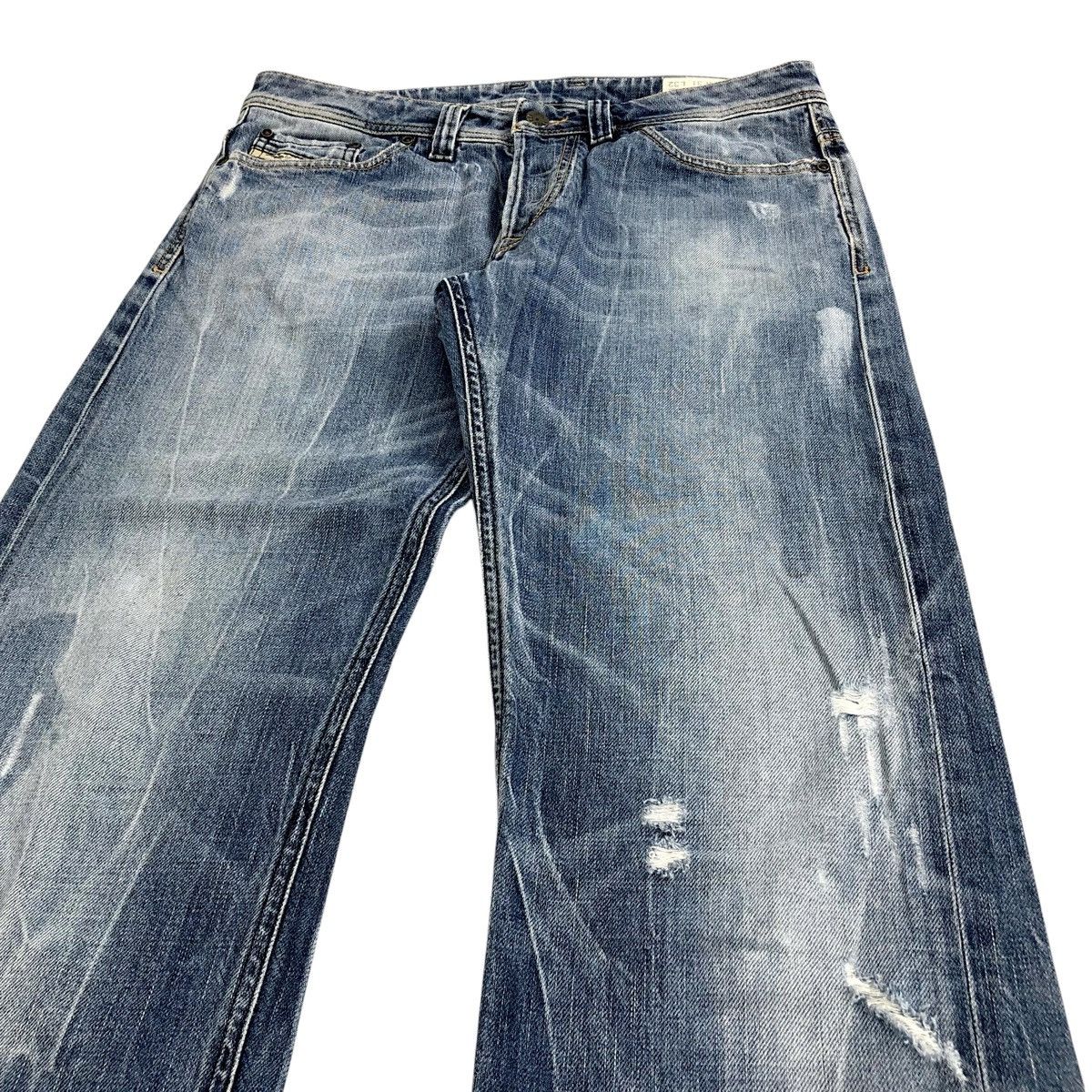 Diesel × If Six Was Nine × Le Grande Bleu (L.G.B.) Vintage Diesel Industry Distressed Denim Y2K Jeans Size US 32 / EU 48 - 3 Thumbnail