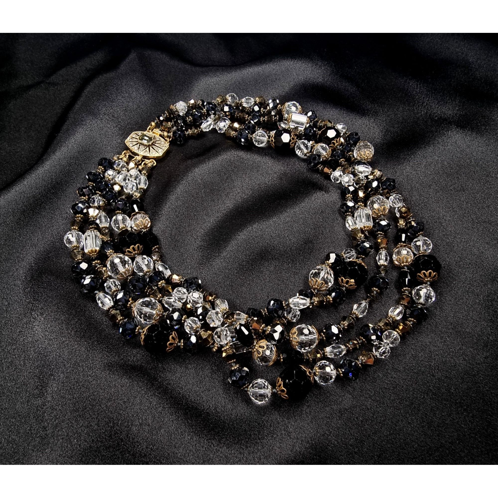 Vintage Rare Find Vintage 80s-90s Multi-Strand Glass Beaded Necklace Size ONE SIZE - 1 Thumbnail