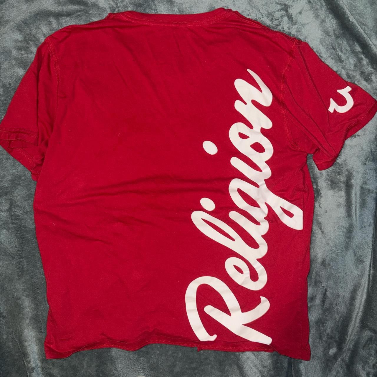 True Religion Red True Religion Graphic V-Neck Tee Size US XL / EU 56 / 4 - 3 Thumbnail