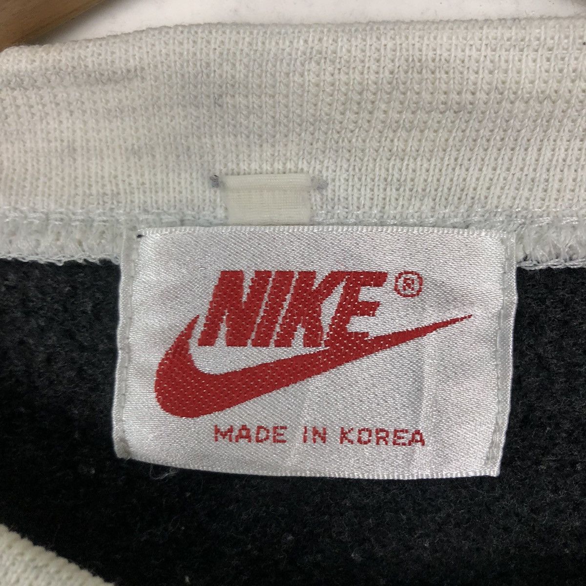 Nike 90’s Vintage Crewneck Sweatshirt Nike Big Swoosh Streetwear Size US M / EU 48-50 / 2 - 9 Thumbnail