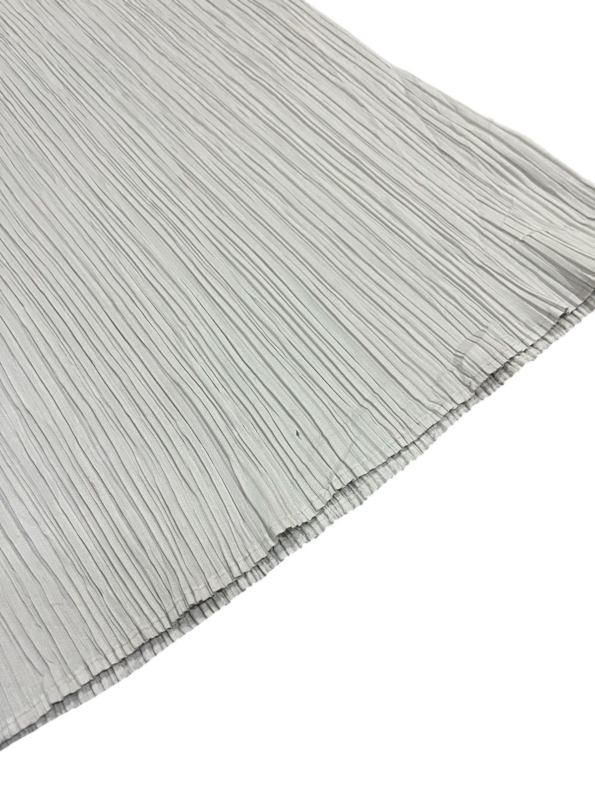 Pleats Please Issey Miyake ISSEY MIYAKE PLEATS PLEASE SKIRT SIZE 3 PP51-JG613 Size 24" / US 00 / IT 34 - 7 Thumbnail