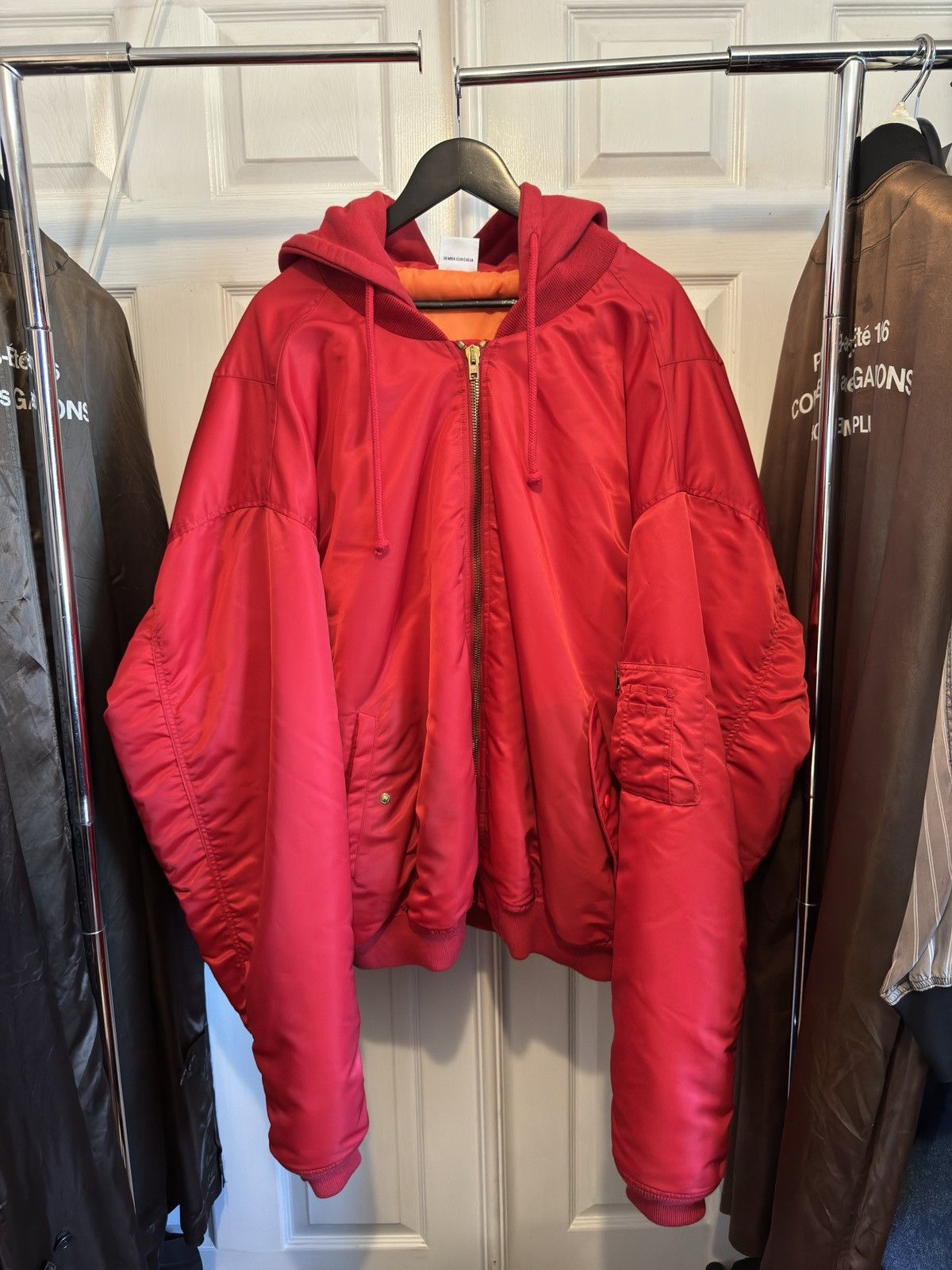 Vetements Vetements aw16 Pour Homme red oversized bomber Size US L / EU 52-54 / 3 - 1 Thumbnail