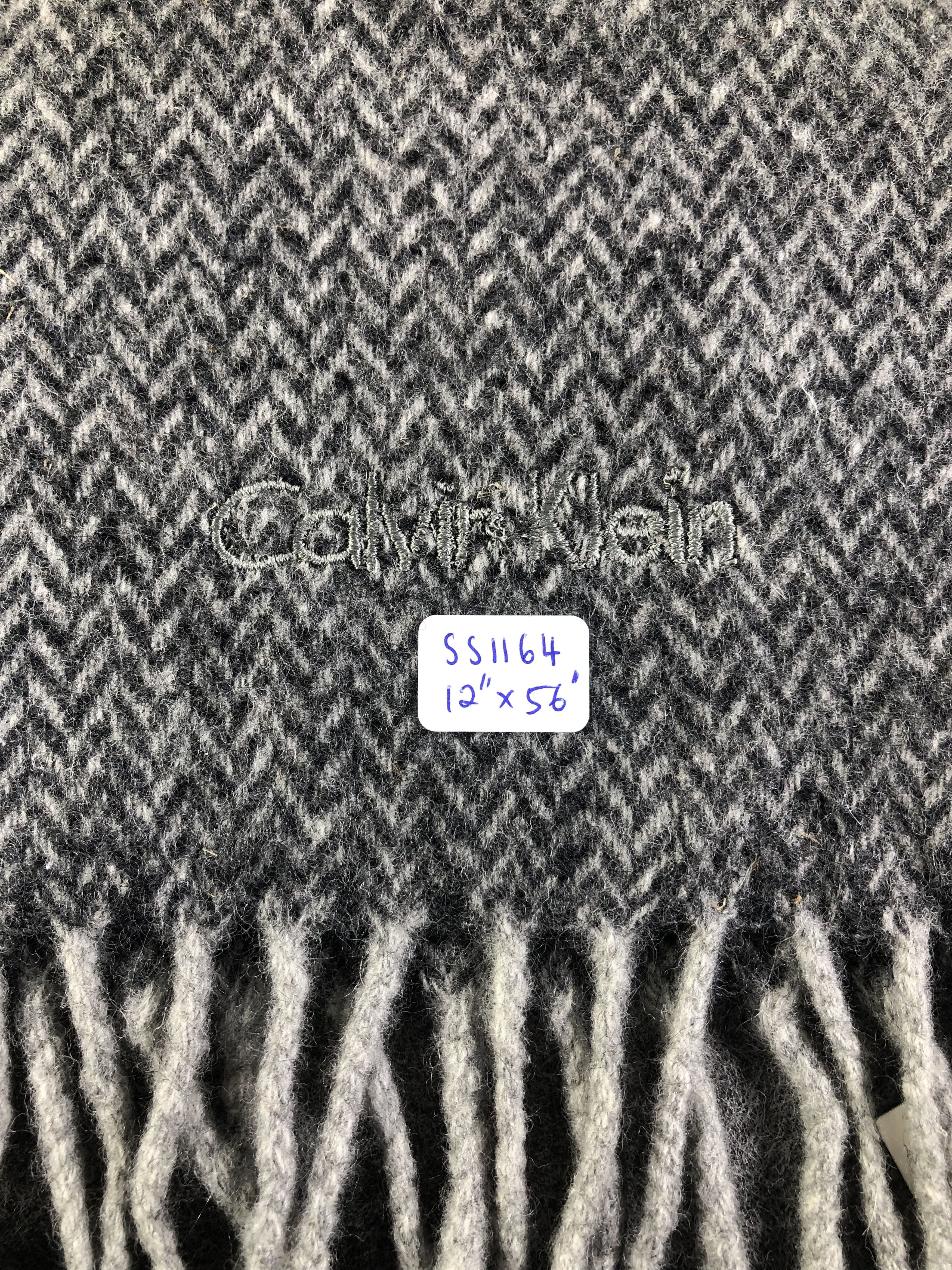 Calvin Klein Calvin Klein Scarf / Muffler / Neckwear Size ONE SIZE - 4 Thumbnail