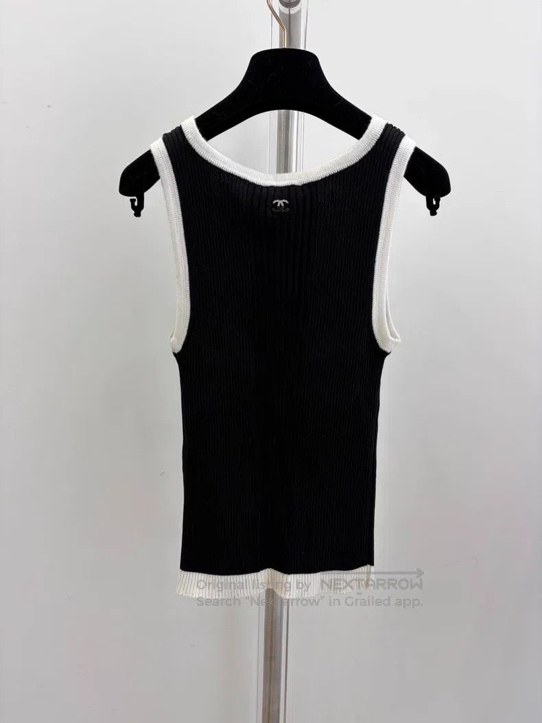 Chanel Chanel Black and white double c hollow knitted vest Size XS / US 0-2 / IT 36-38 - 3 Thumbnail