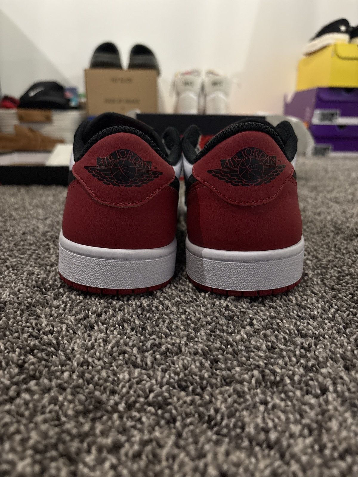 Jordan Brand × Nike Air Jordan 1 Retro Low OG Black Toe Size US 11 / EU 44 - 4 Thumbnail