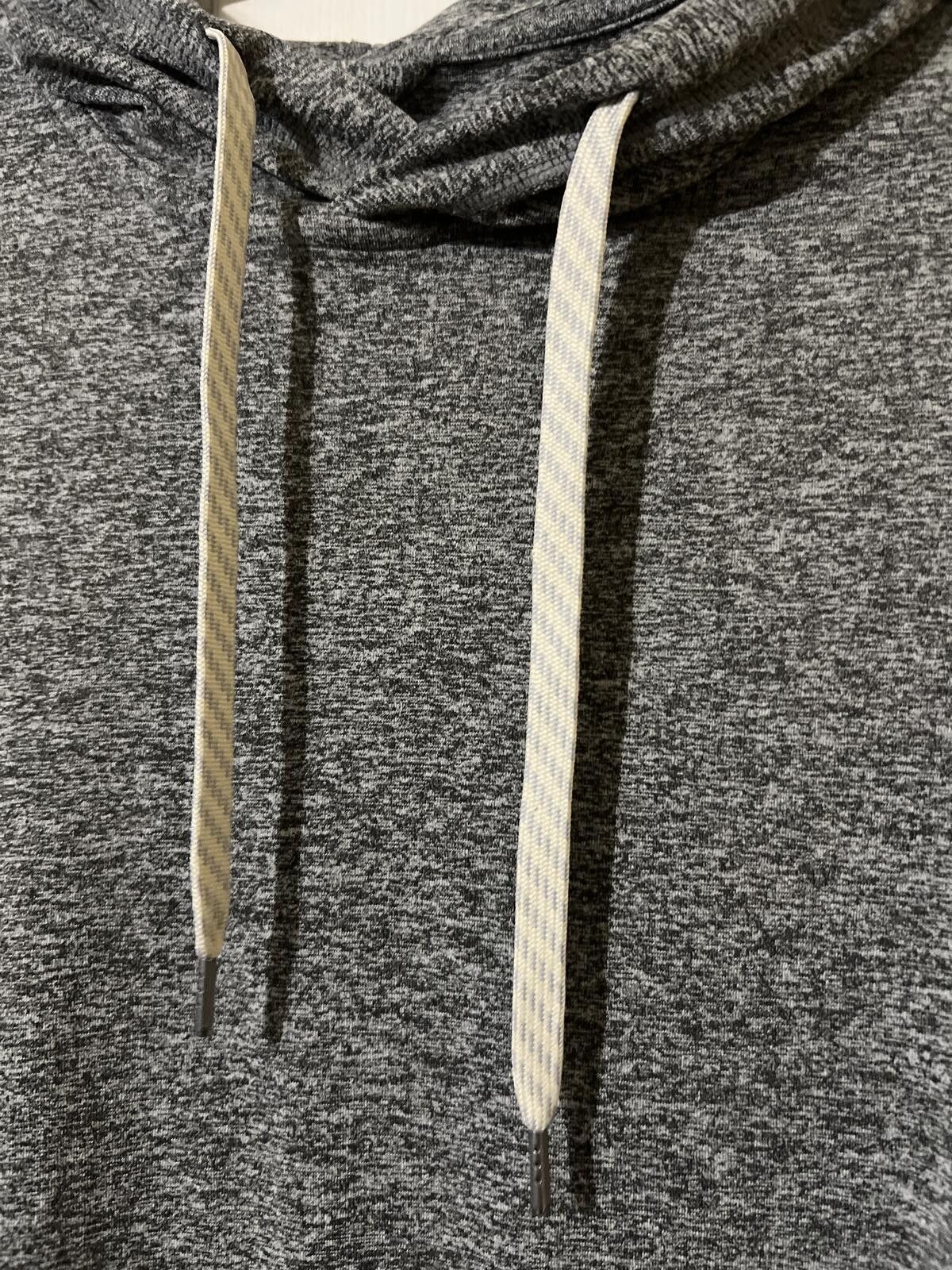 Vuori Vuori Gray Lightweight Hoodie Sweatshirt Size M / US 6-8 / IT 42-44 - 4 Thumbnail