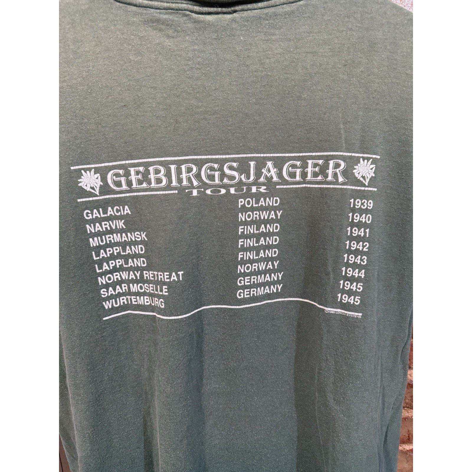 Other Vintage 1995 Gebirgsjäger 2nd Div WWII History Tee Oneita XL Size US XL / EU 56 / 4 - 10 Thumbnail