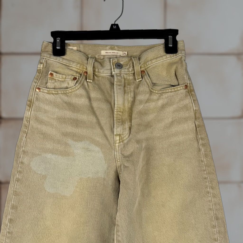 Levi's VINTAGE Levi's Premium Ribcage Wide Leg Jeans 25x32 Womens Beige Tan Denim 5-Pocket Wide-Leg Baggy Size 42" / US 20 - 1 Thumbnail