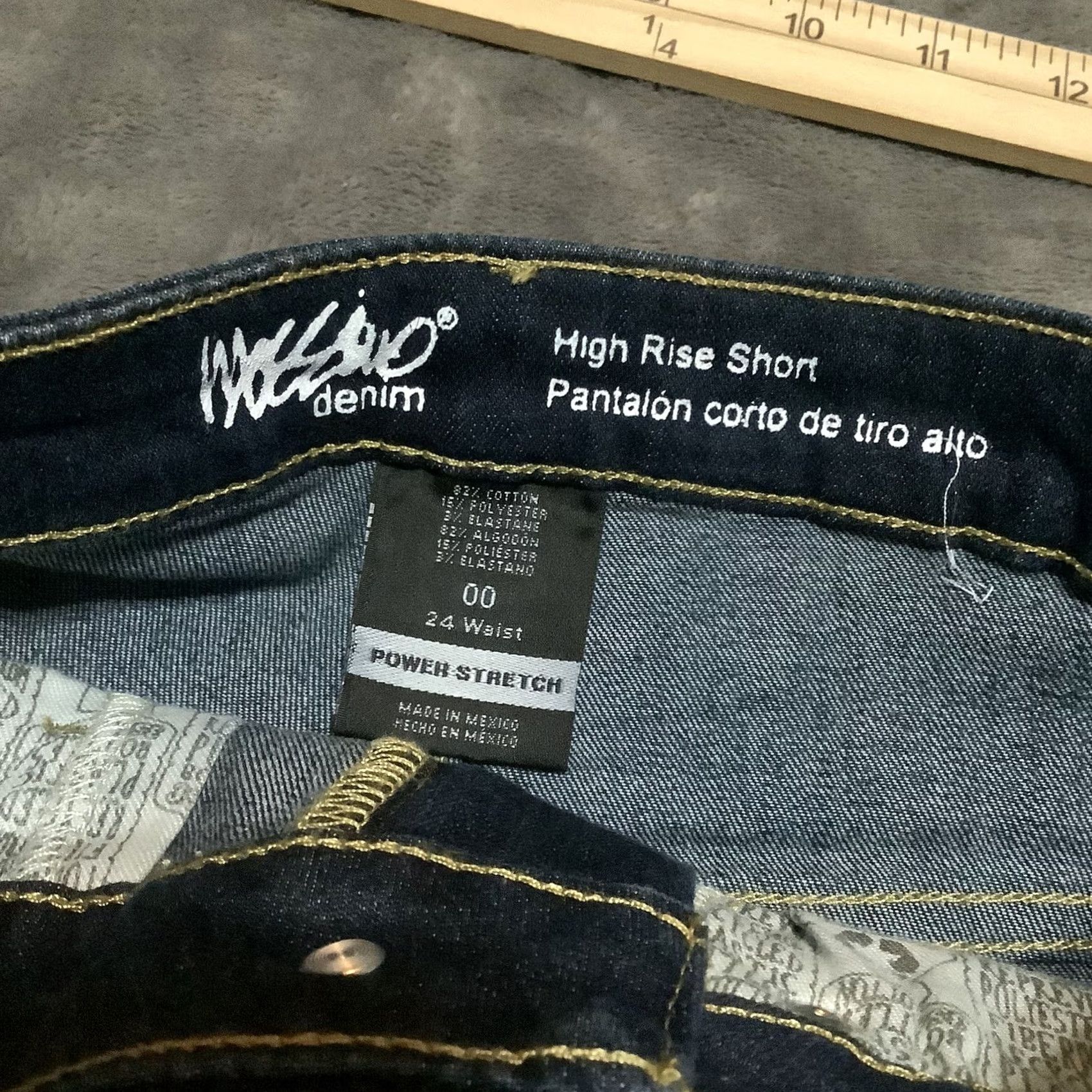 Mossimo Mossimo Shorts Womens 00 Denim Power Stretch Rolled Hem Waist 24” Blue Non smoking Excellent condition Boyfriend Stretch Jeans Pediatric? Size 24" / US 00 / IT 34 - 4 Thumbnail