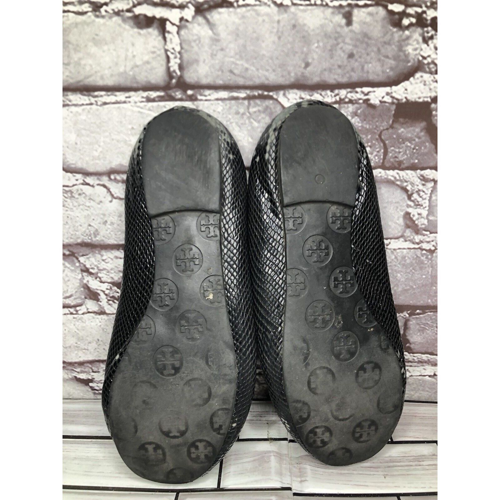 Tory Burch Tory Burch Reva Gold Logo Black Leather Snake Skin Ballet Fl Size US 7.5 / IT 37.5 - 15 Thumbnail