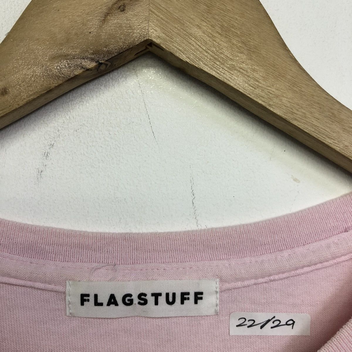 Flagstuff × Japanese Brand Flagstuff Spellout Soft Pink Tshirt Size US L / EU 52-54 / 3 - 11 Thumbnail