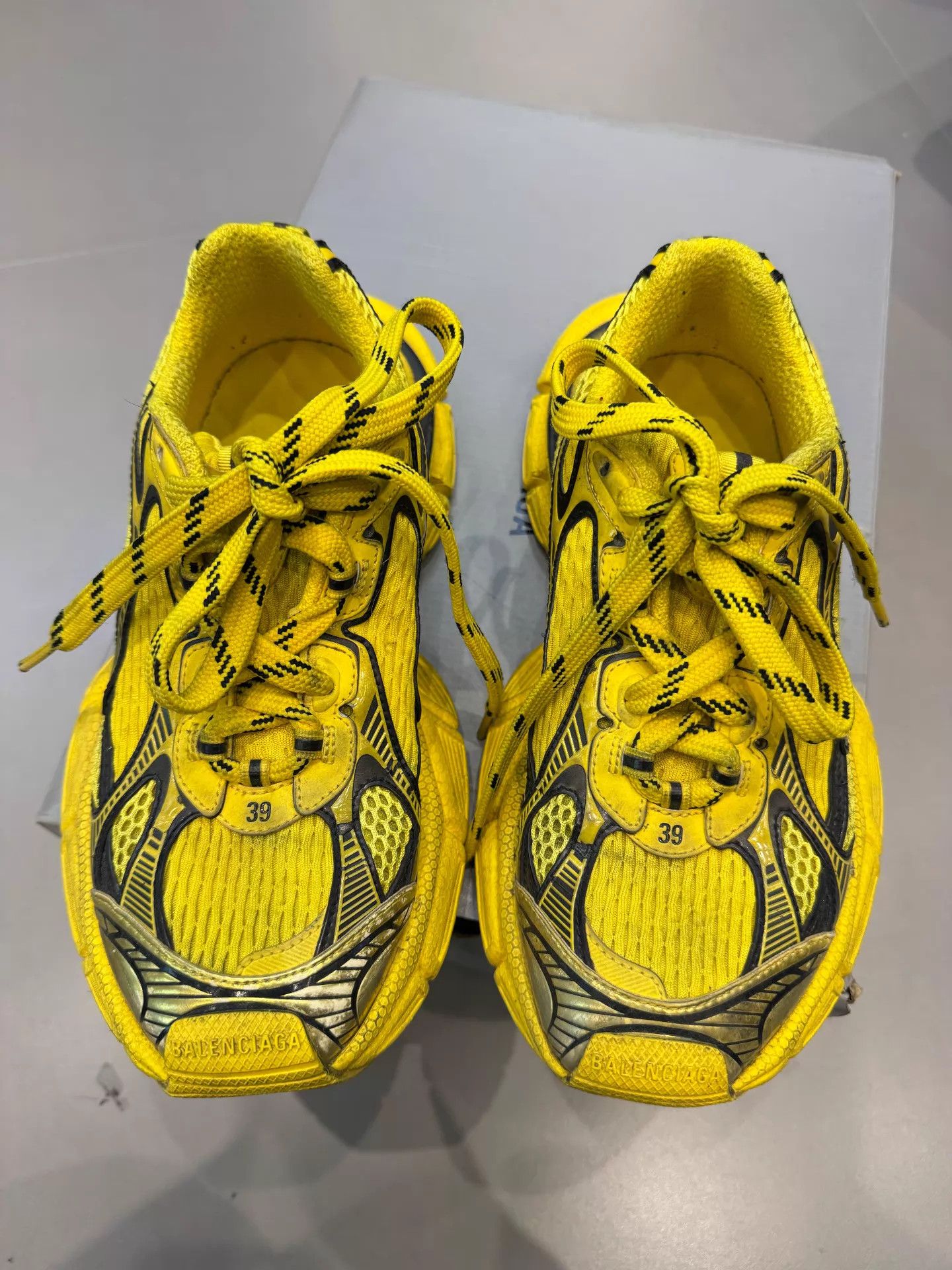 Balenciaga Balenciaga 3XL Yellow & Black Washed Dad Sneaker 39 Size US 6 / EU 39 - 2 Thumbnail