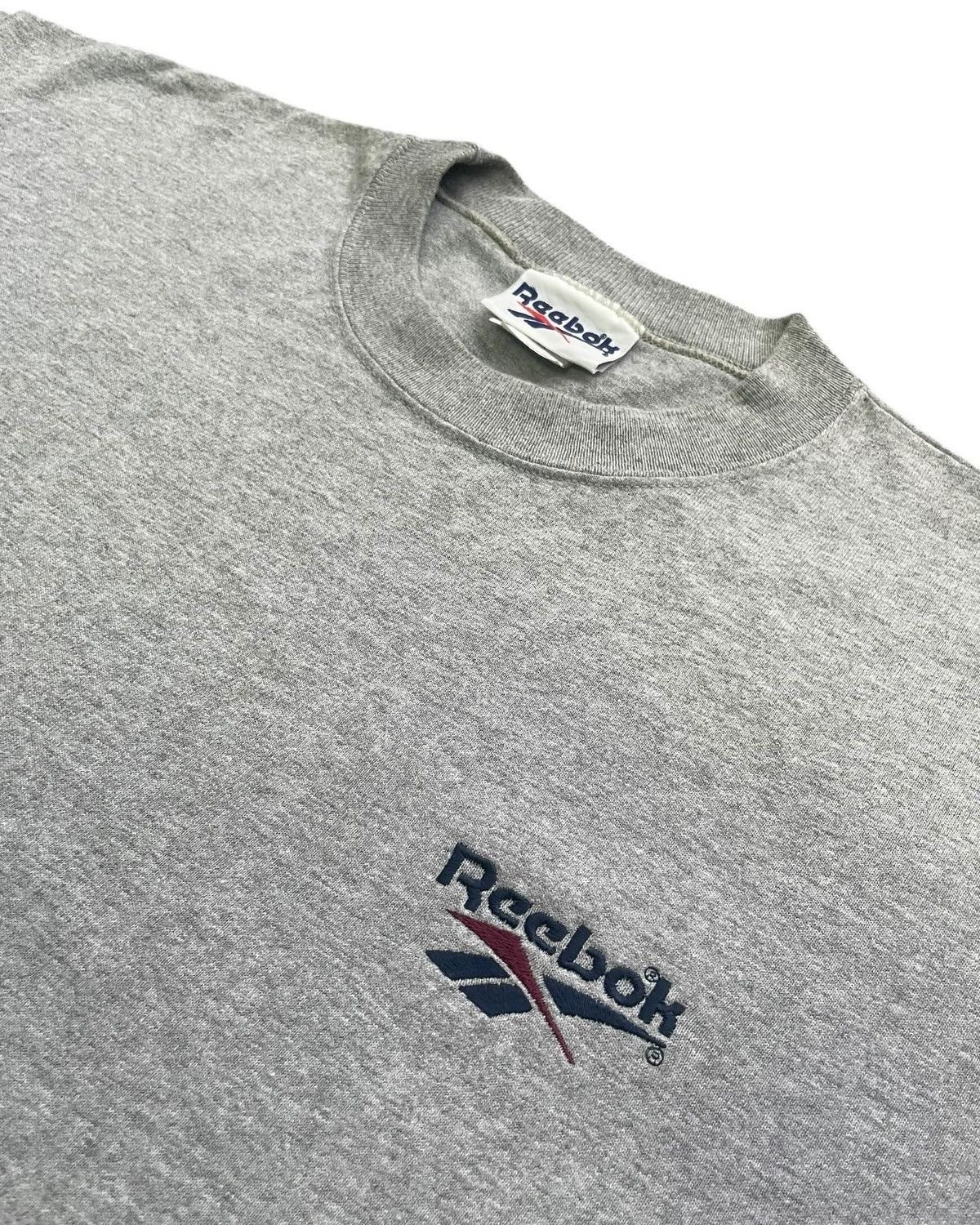 Reebok × Vintage Vintage Reebok Essential Tshirt Size US XL / EU 56 / 4 - 3 Thumbnail