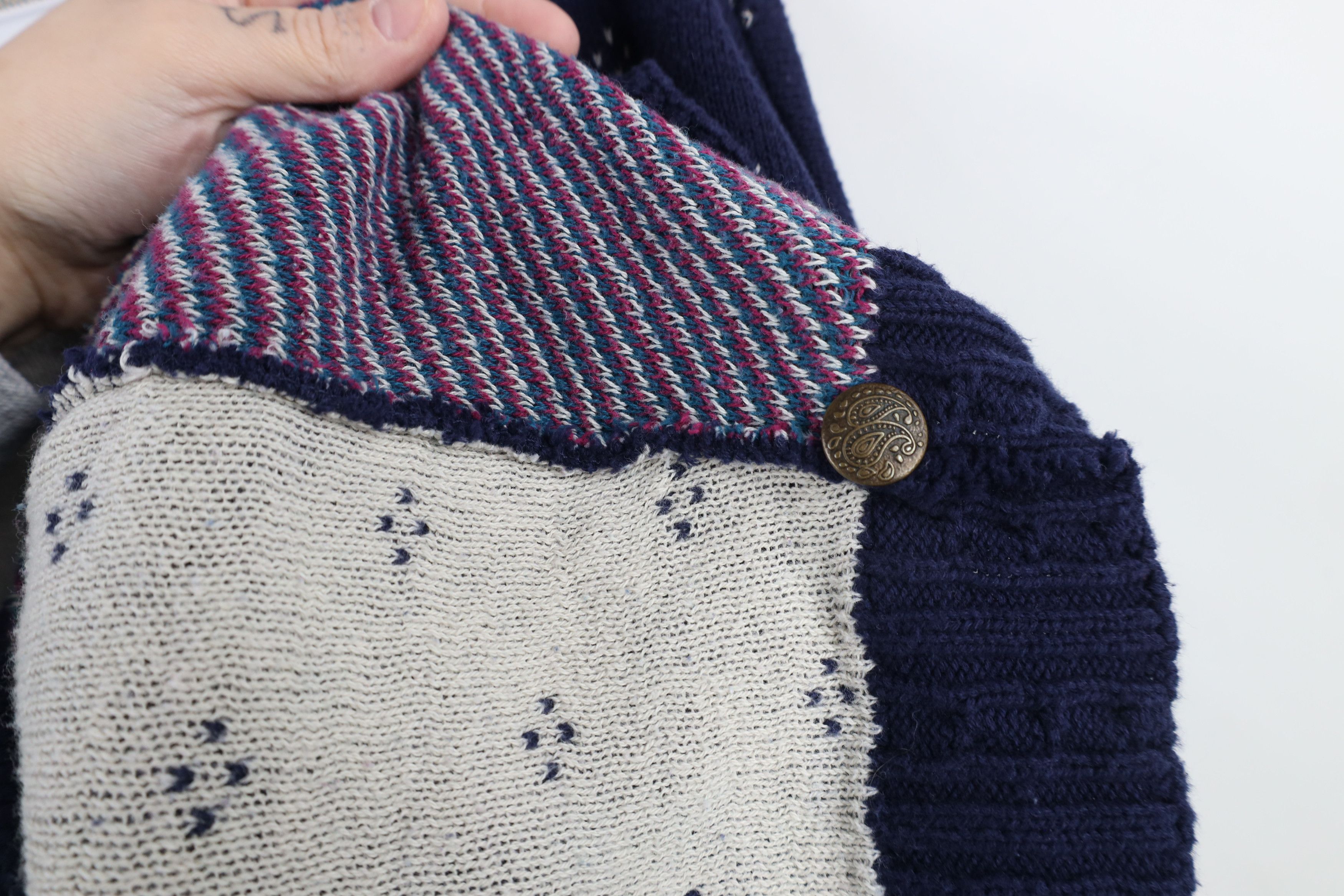 Vintage Vintage 90s Streetwear Cable Knit Cardigan Sweater Blue Size L / US 10 / IT 46 - 10 Thumbnail