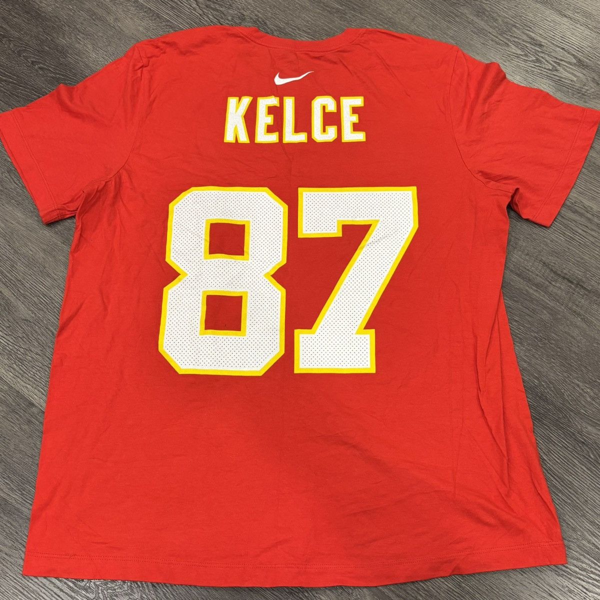 NFL Travis Kelce Chiefs Super Bowl 57 Nike Shirt, Men’s XL Size US XL / EU 56 / 4 - 3 Thumbnail
