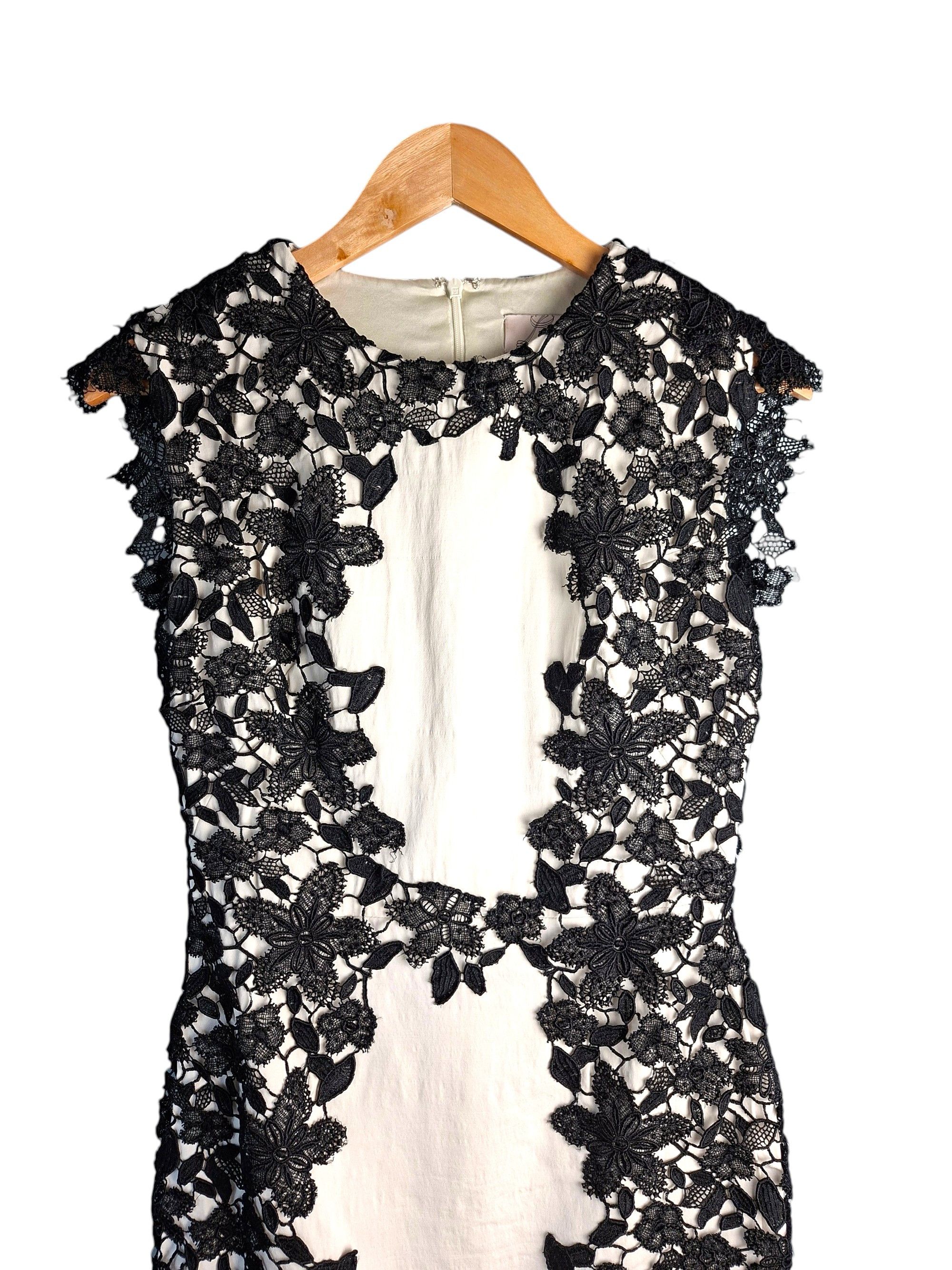 Lela Rose Lela Rose Ivory & Black Floral Guipure Lace Cocktail Dress Size S / US 4 / IT 40 - 3 Thumbnail