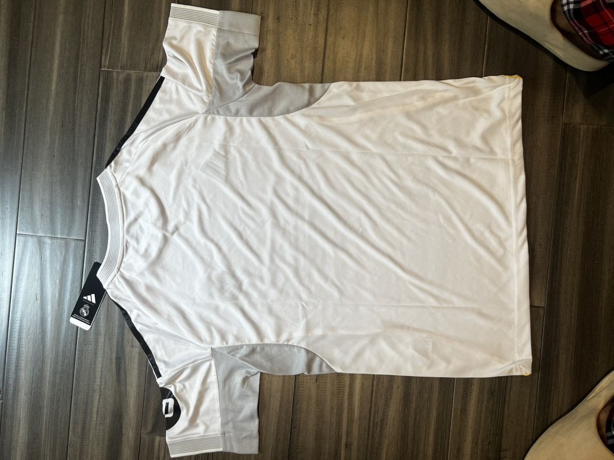 Other Real Madrid 25/26 Home Jersey Size US S / EU 44-46 / 1 - 2 Thumbnail