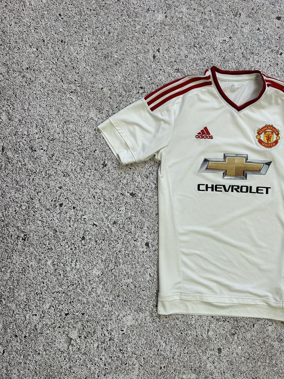 Adidas Adidas Manchester United 2015 2016 Away Soccer Jersey Size US S / EU 44-46 / 1 - 2 Thumbnail
