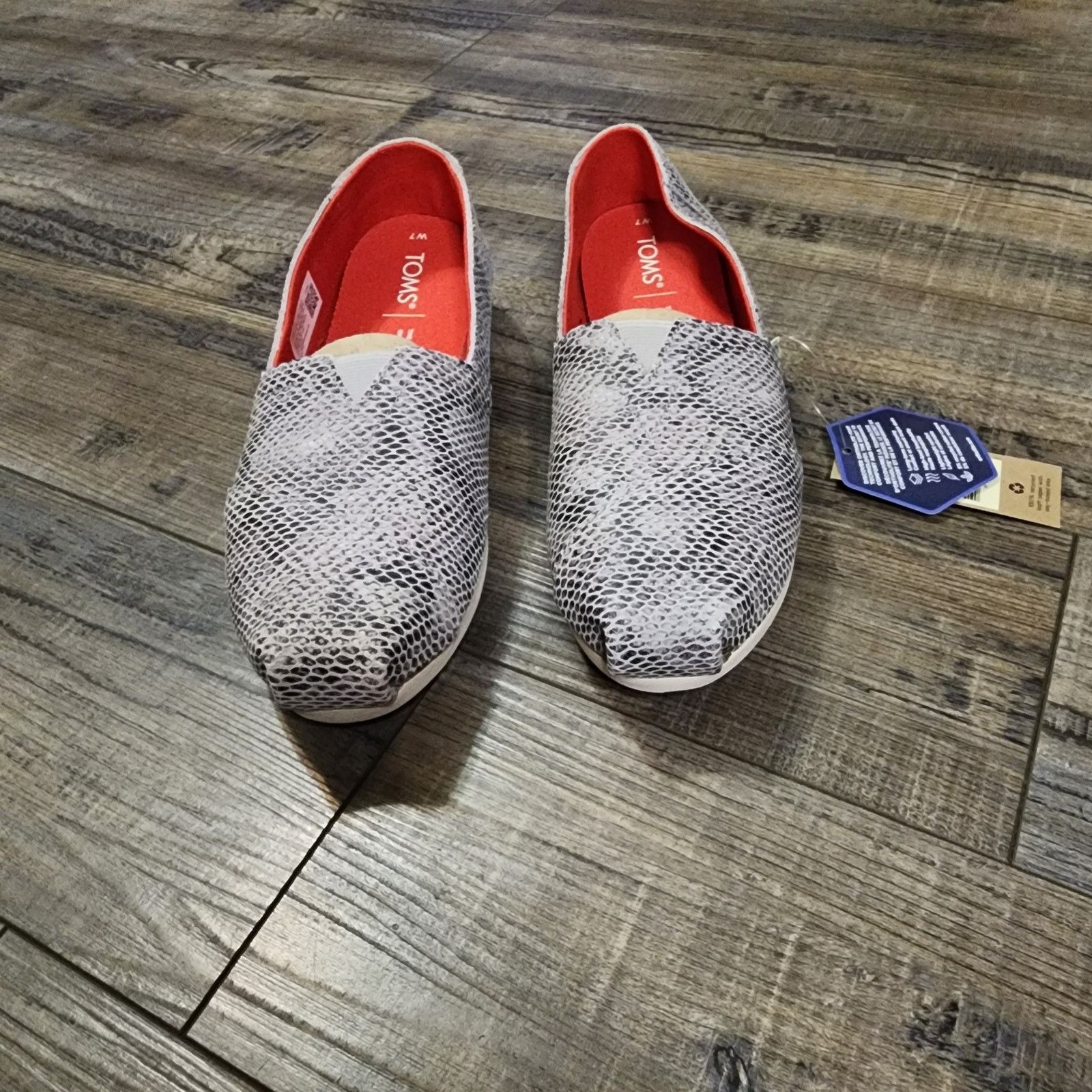 Toms Toms sz 7 Cobblestone Snake Printed Suede Alpargata NIB Shlf Size US 7 / IT 37 - 8 Thumbnail