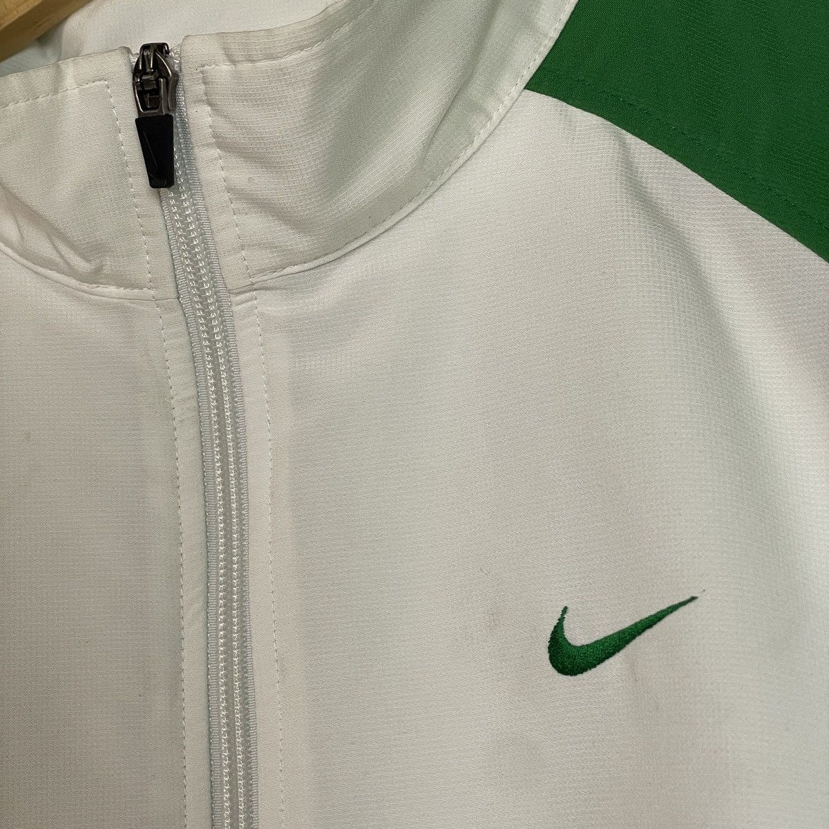 Nike 🔥LAST PRICE🔥 Nike Rare Green White Zipper Windbreaker Size US L / EU 52-54 / 3 - 11 Thumbnail