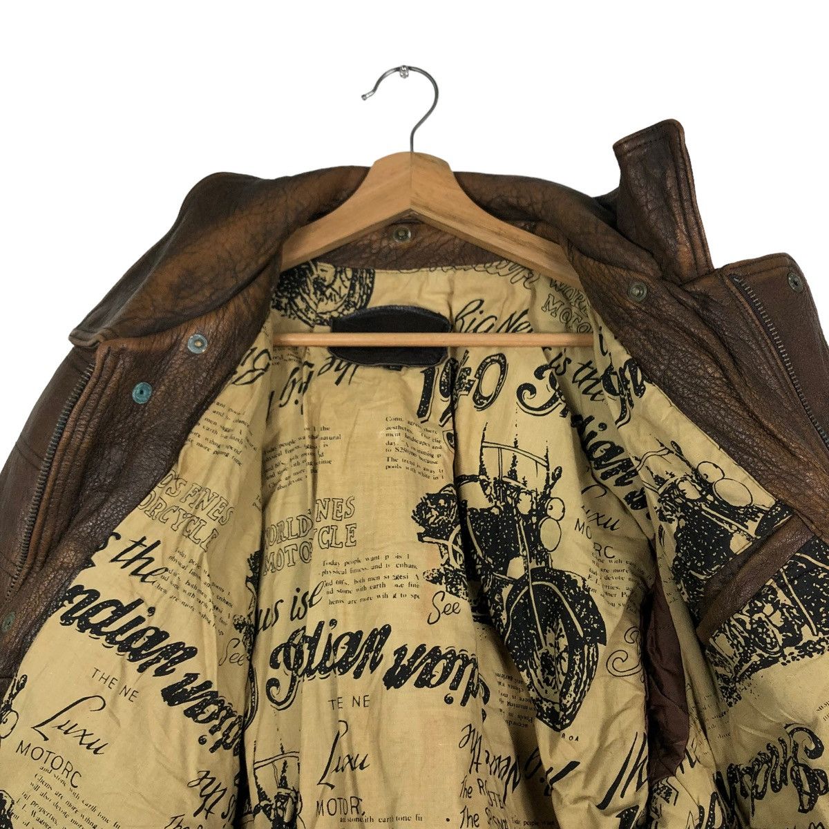 Aero Leathers 🔥VINTAGE BIKER LEATHER JACKET ROADMASTER RARE LINING DESIGN Size US L / EU 52-54 / 3 - 11 Thumbnail