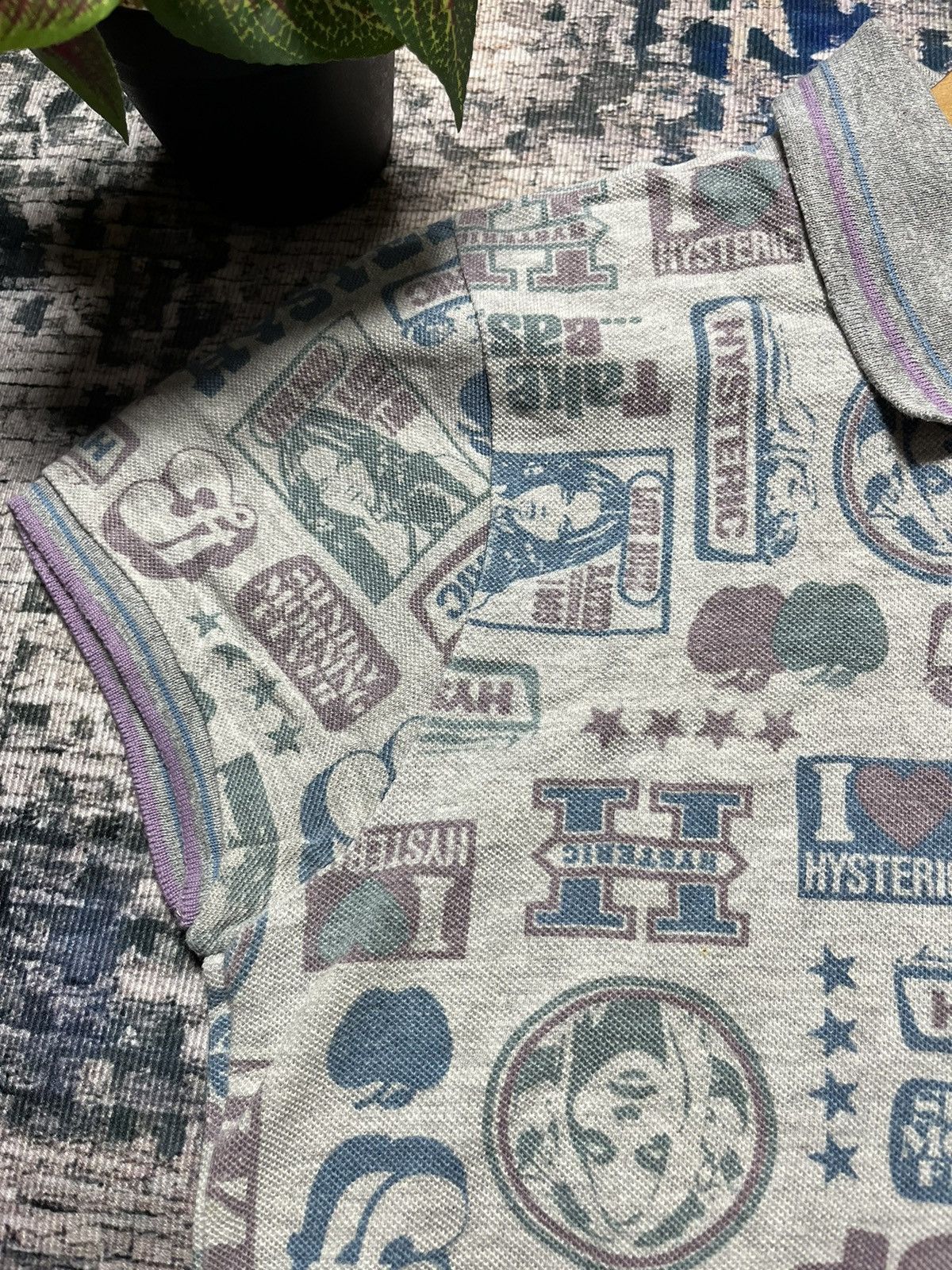 Hysteric Glamour RARE Hysteric Glamour Full Print Polo Tees Japan 🇯🇵 Size M / US 6-8 / IT 42-44 - 4 Thumbnail