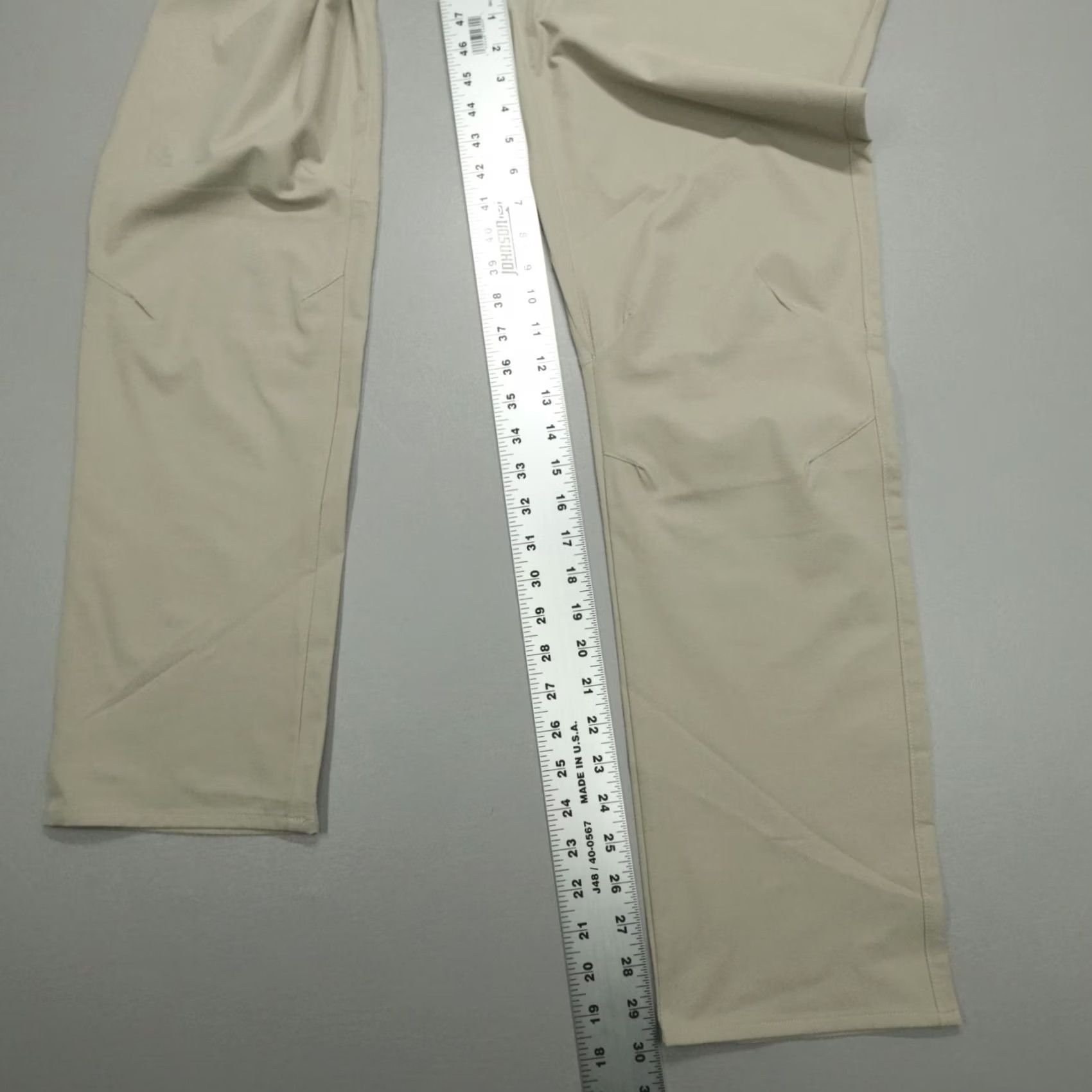 Vintage GenTeal Trailhead Pant Men's 33x30 Khaki Classic Fit Wicking Trail Hiking Size US 33 - 6 Thumbnail