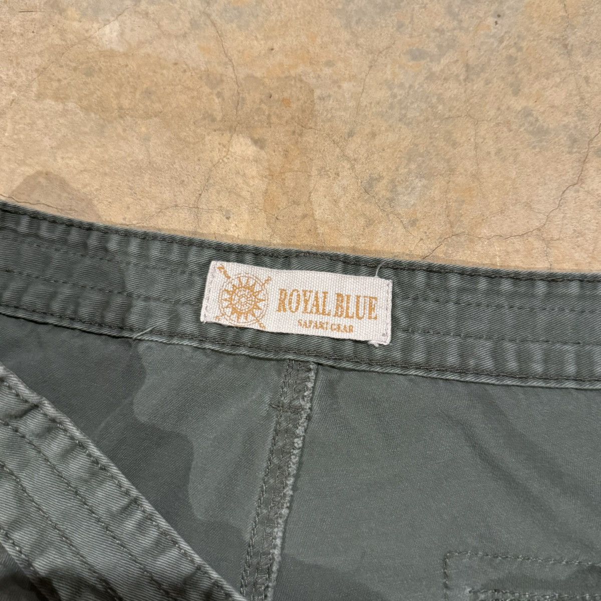 Vintage Vintage 2000s Faded Distressed Baggy Cargo Pants ERD Grunge Size US 37 - 5 Thumbnail