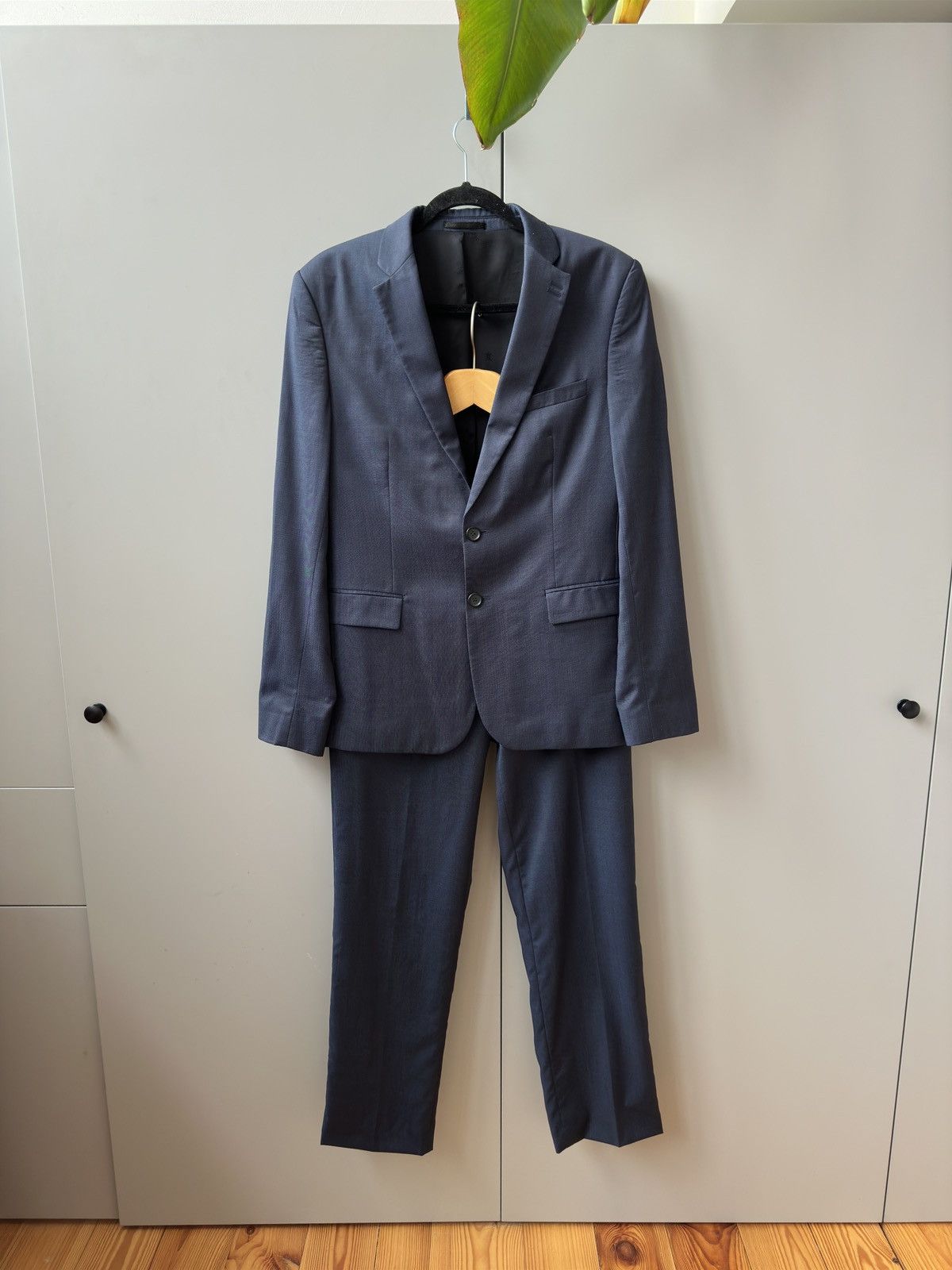 The Kooples The Kooples Navy Classic Tailoring Suite Wool 46 Size 46R - 3 Thumbnail