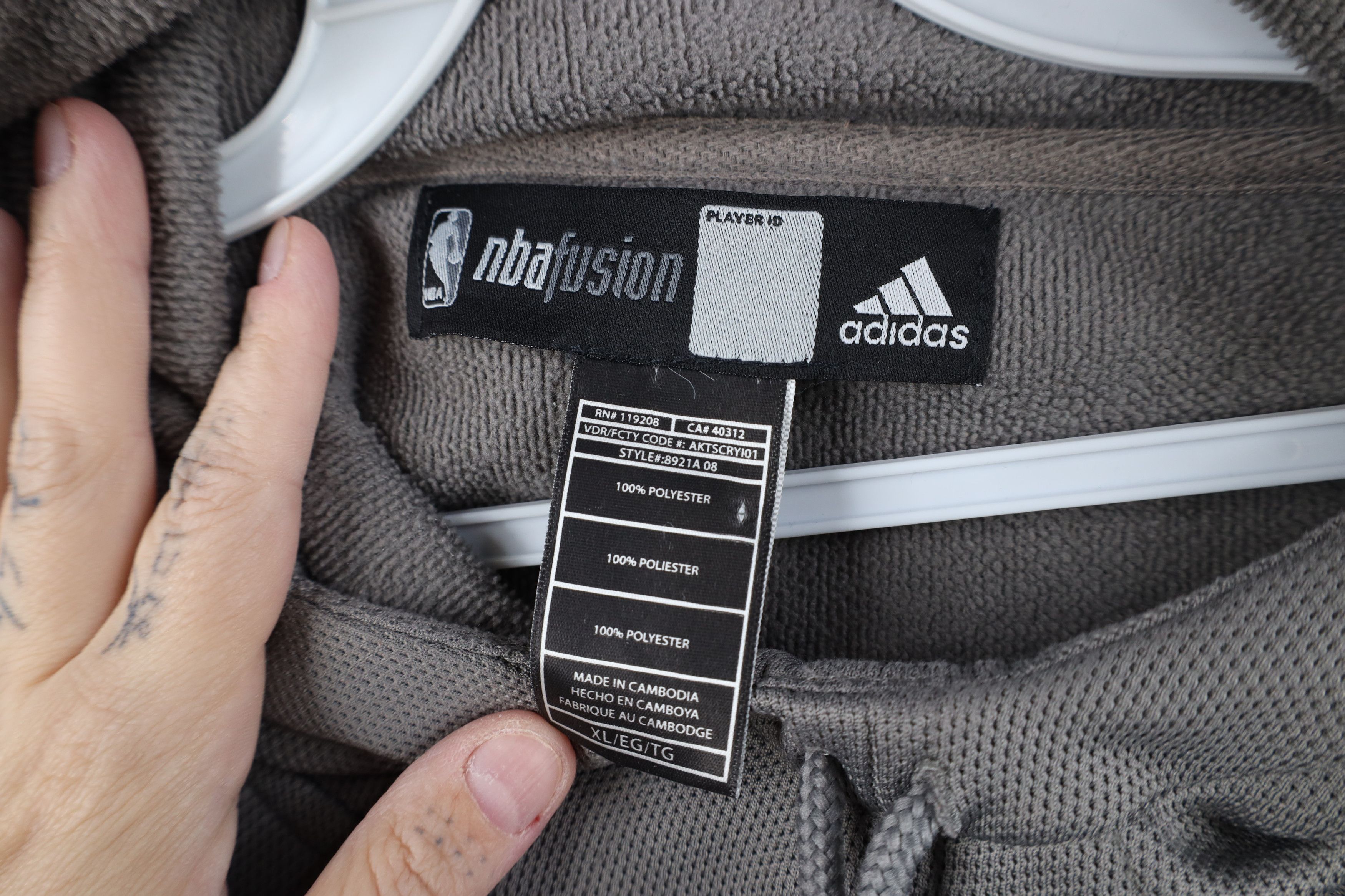 Adidas Vintage Y2K Adidas Cavaliers Basketball Hoodie Gray Size US XL / EU 56 / 4 - 9 Thumbnail