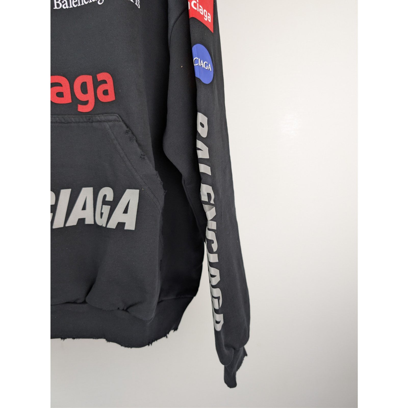 Balenciaga o1rshd1 Top League Round Hoodie in Black Size US M / EU 48-50 / 2 - 5 Thumbnail