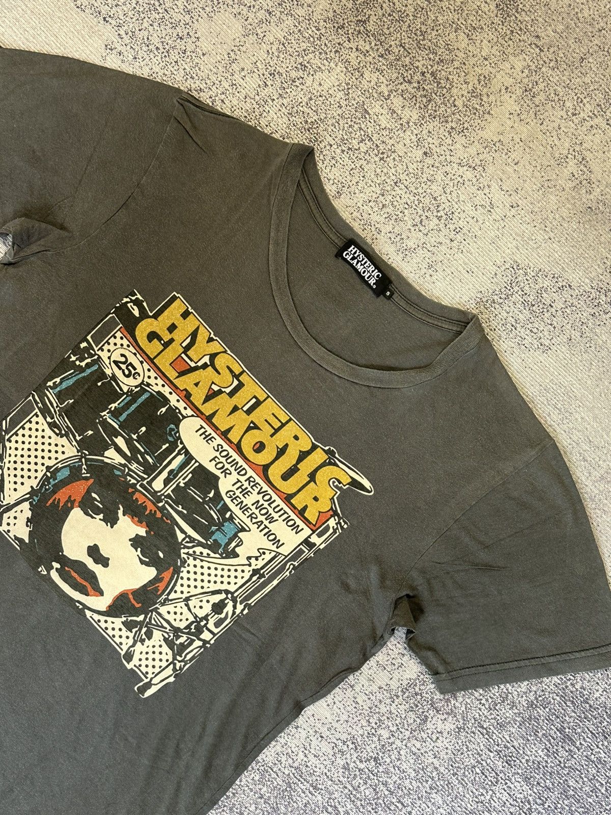 Hysteric Glamour Hysteric Glamour The Sound Revolution T-Shirts Size US S / EU 44-46 / 1 - 3 Thumbnail