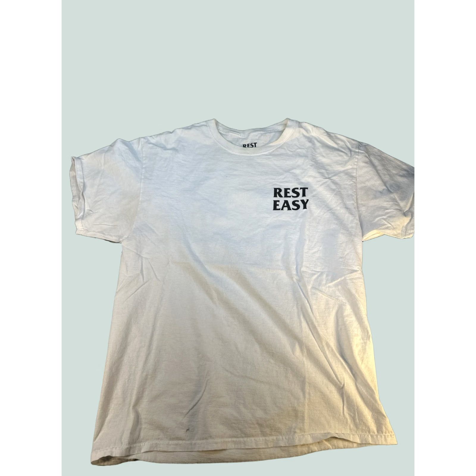 Vintage DAY Rest Easy Graphic T-Shirt Men’s Large White Another Day in Paradise Skeleton Hammock Tee Size US L / EU 52-54 / 3 - 1 Thumbnail