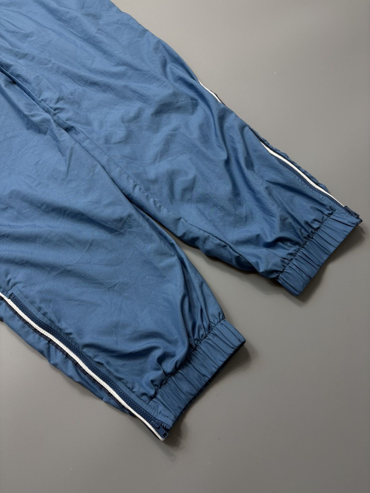 Lacoste Lacoste vintage nylon pants street wear style Size US 34 / EU 50 - 4 Thumbnail