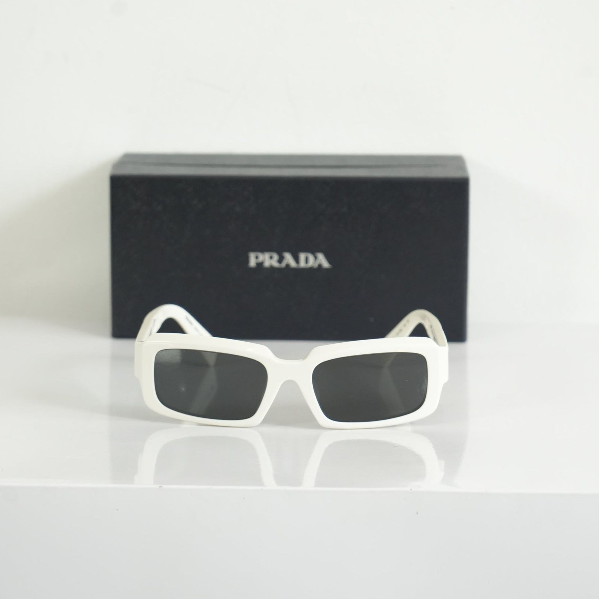 Prada ARCHIVE SPORT SKI SUNGLASSES | Grailed