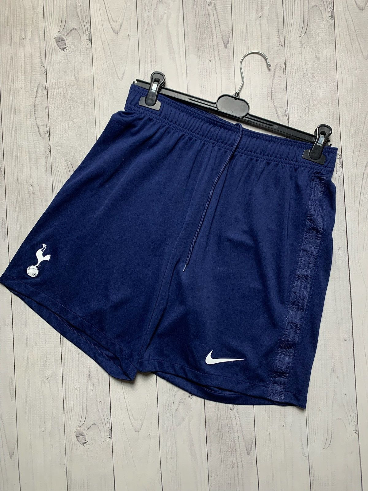 Nike × Vintage Vintage Nike Tottenham Spurs soccer shorts logo size L navy Size US 34 / EU 50 - 1 Thumbnail