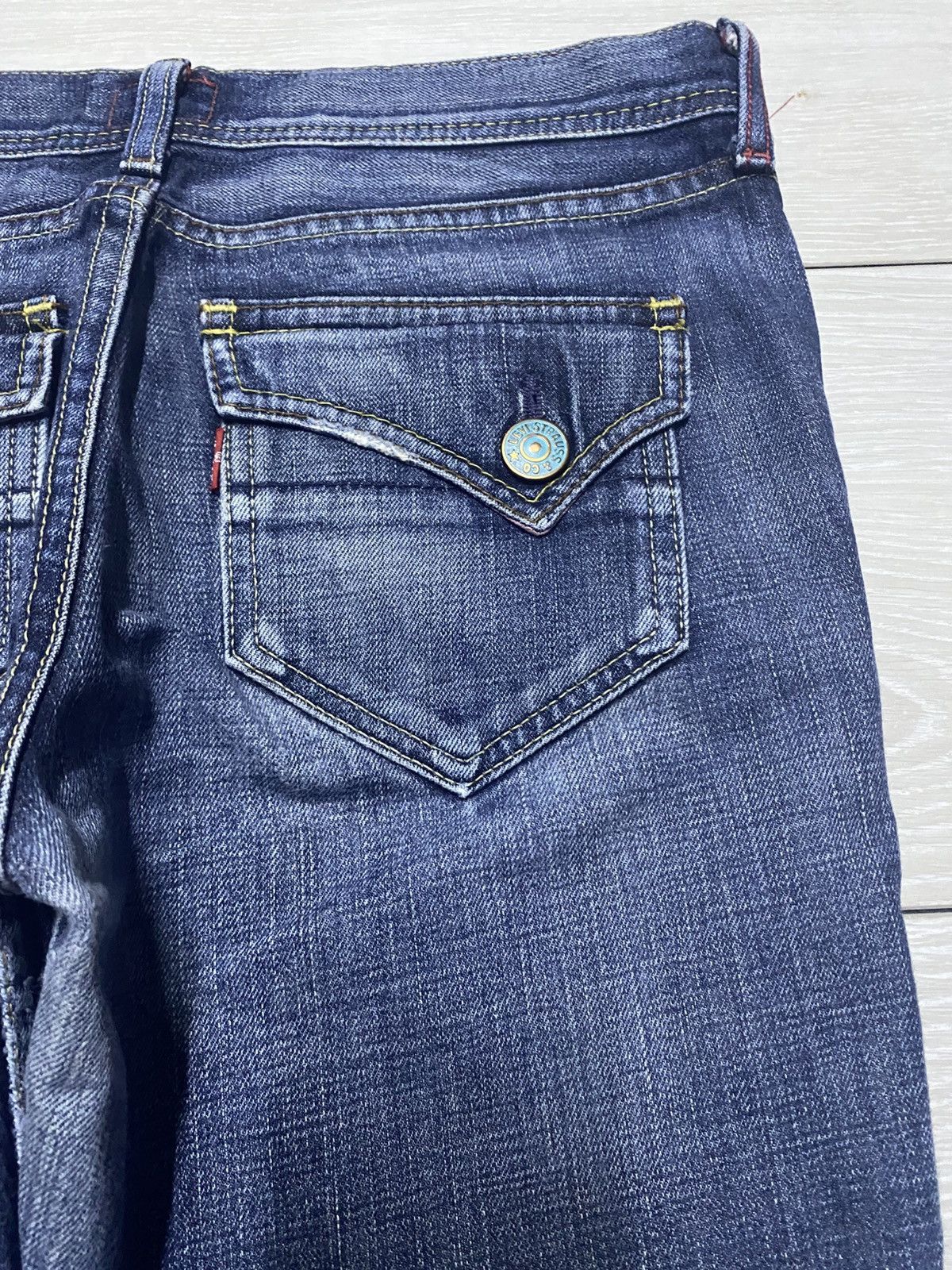 Levi's Vintage Levis Redloop Faded Wash Distressed Flare Jeans Size US 30 / EU 46 - 8 Thumbnail