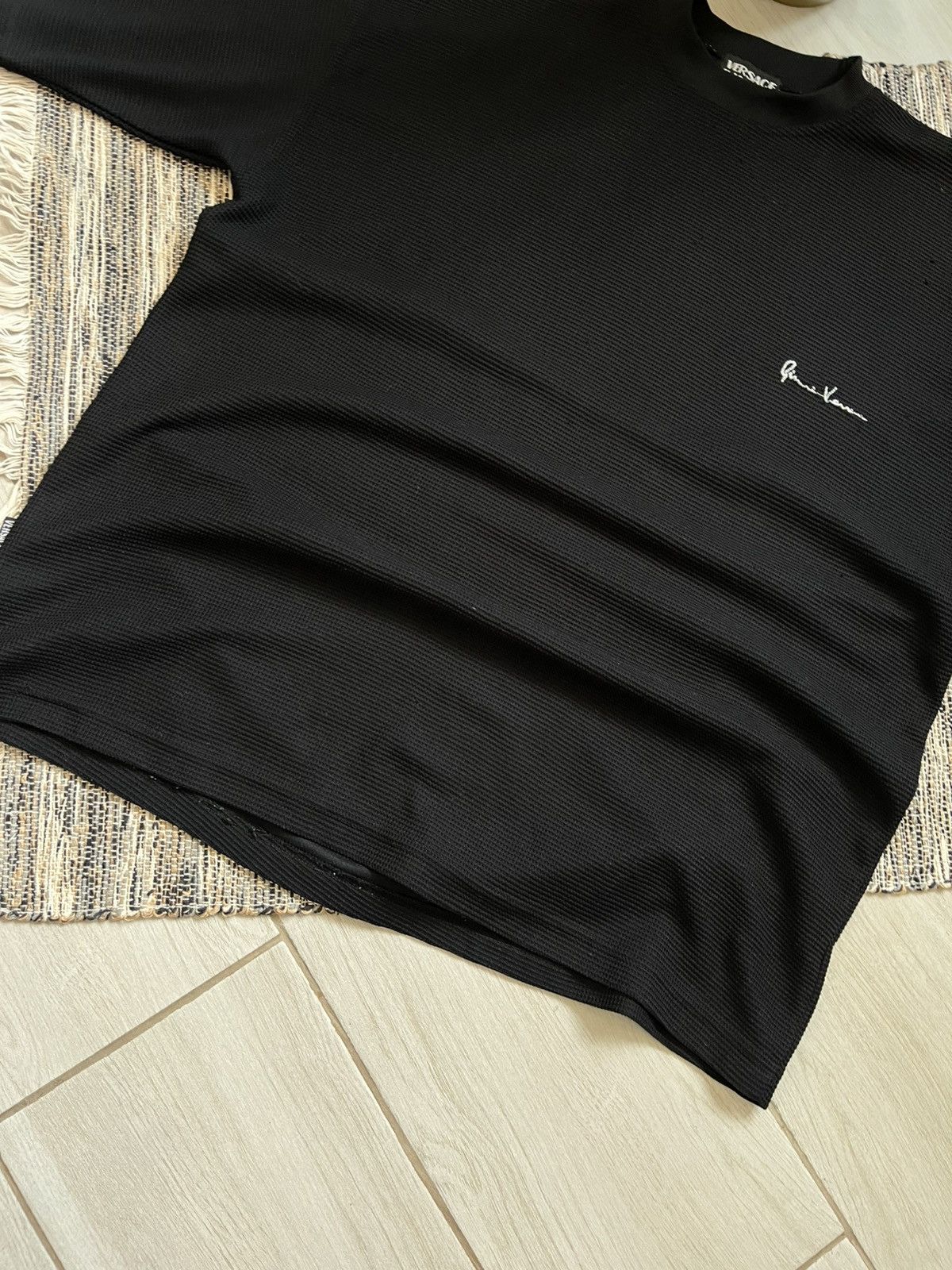 Versace × Vintage Vintage Versace V2 Tshirt Black Logo luxury blank tee Size US L / EU 52-54 / 3 - 6 Thumbnail