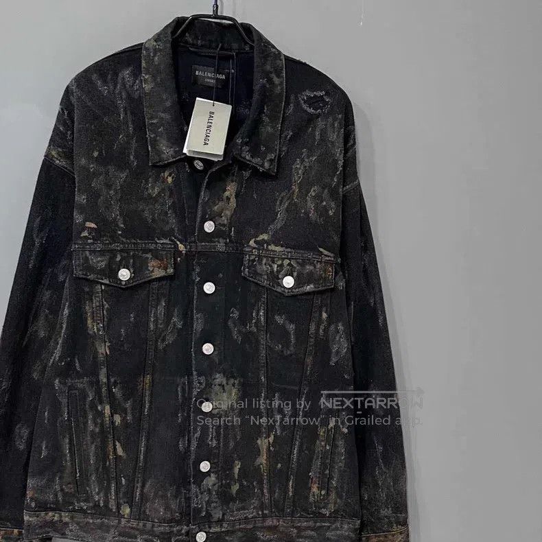 Balenciaga Balenciaga Distressed mud-dyed denim jacket with large des Size US L / EU 52-54 / 3 - 2 Thumbnail