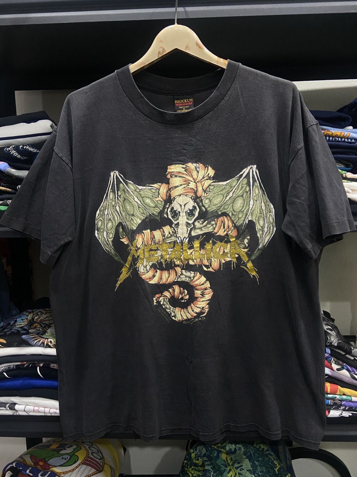 Band Tees Vintage 1992s Metallica Pushead Metal Tour Rock Band TShirt Size US XL / EU 56 / 4 - 1 Thumbnail