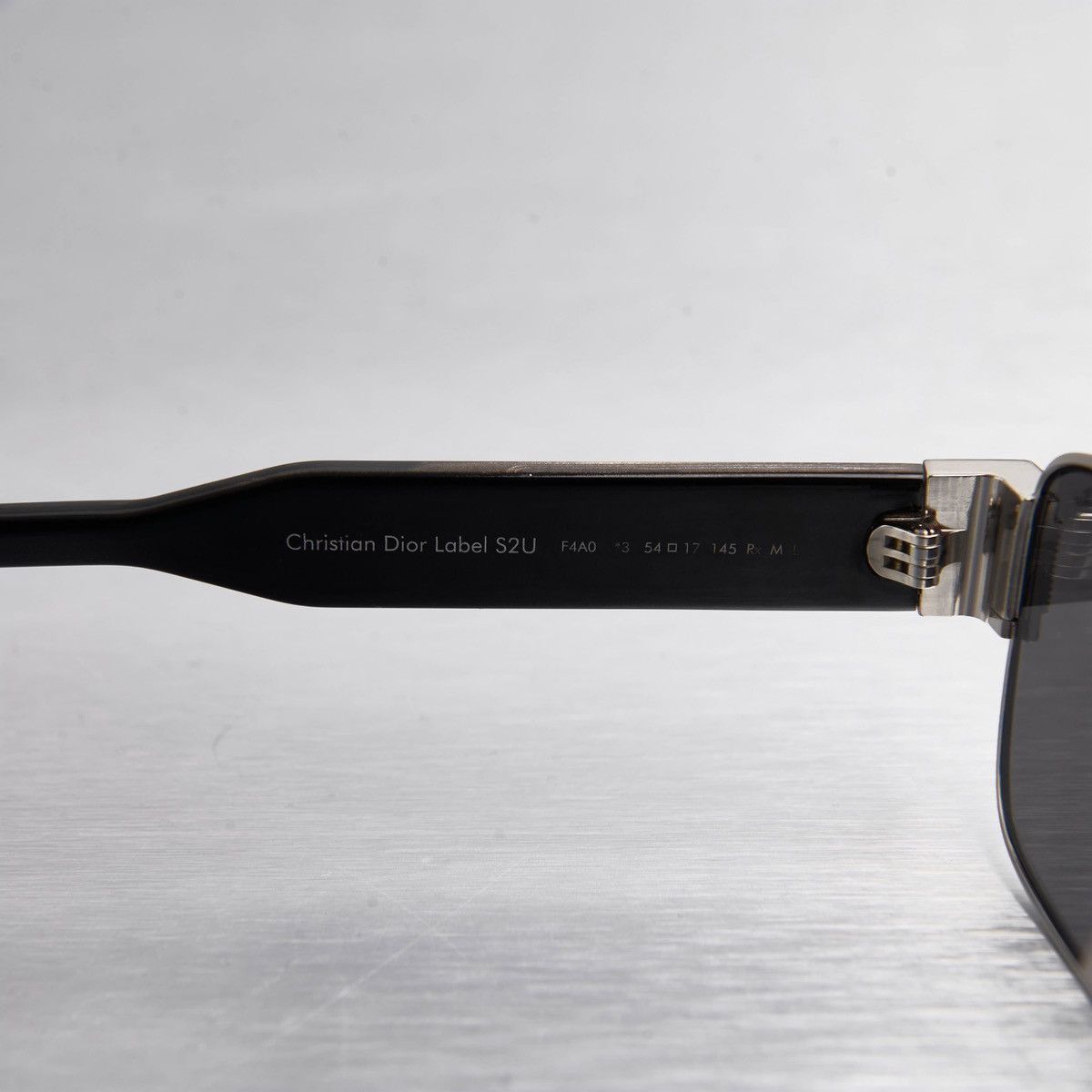 Dior CHRISTIAN DIOR LABEL S2U F4A0 SUNGLASSES Size ONE SIZE - 6 Thumbnail