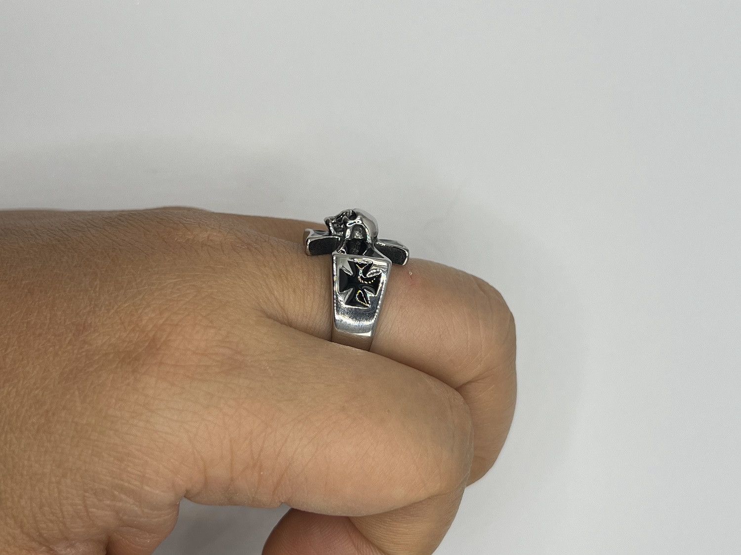 Jewelry Skull Cross Ring - Size 10 Size ONE SIZE - 5 Thumbnail