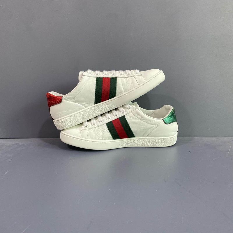 Gucci Gucci ACE Embroidered Fashion Sneakers for Women -2508 Size US 5 / IT 35 - 9 Thumbnail