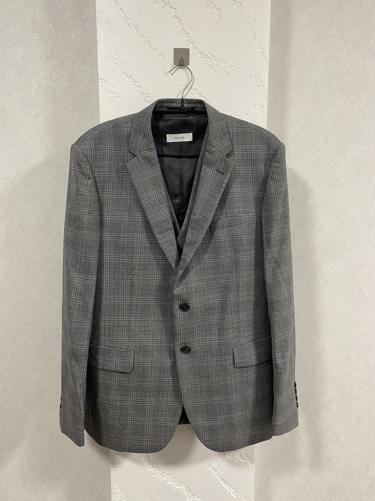 Reiss Reiss Three-piece Grey Checkered Wool Suit Size: 42R Size 42R - 2 Thumbnail