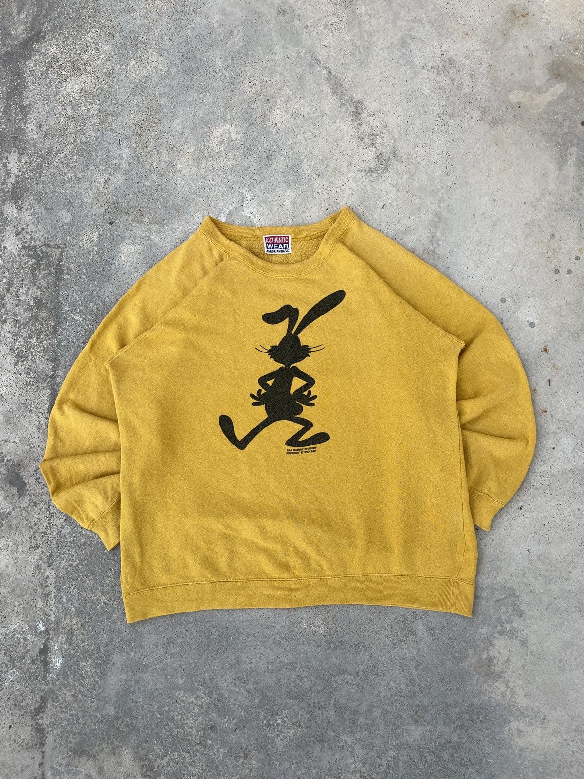 Vintage × Warner Bros Vintage 1993 Bugs Bunny Shadow Sweatshirt Size US L / EU 52-54 / 3 - 1 Thumbnail