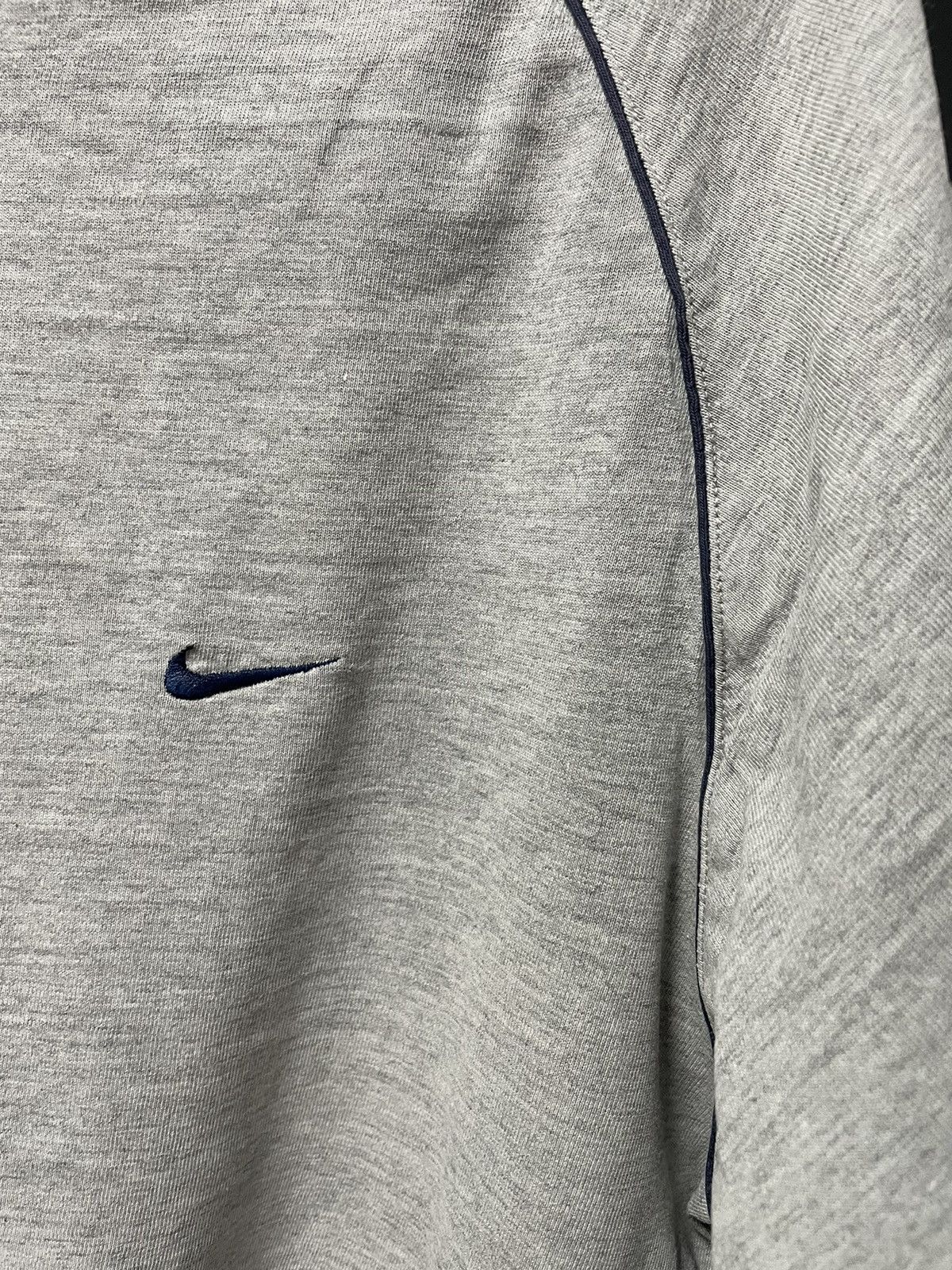 Nike × Vintage Vintage Nike Small Logo Y2K Made In Portugal L Streetwear Size US L / EU 52-54 / 3 - 6 Thumbnail