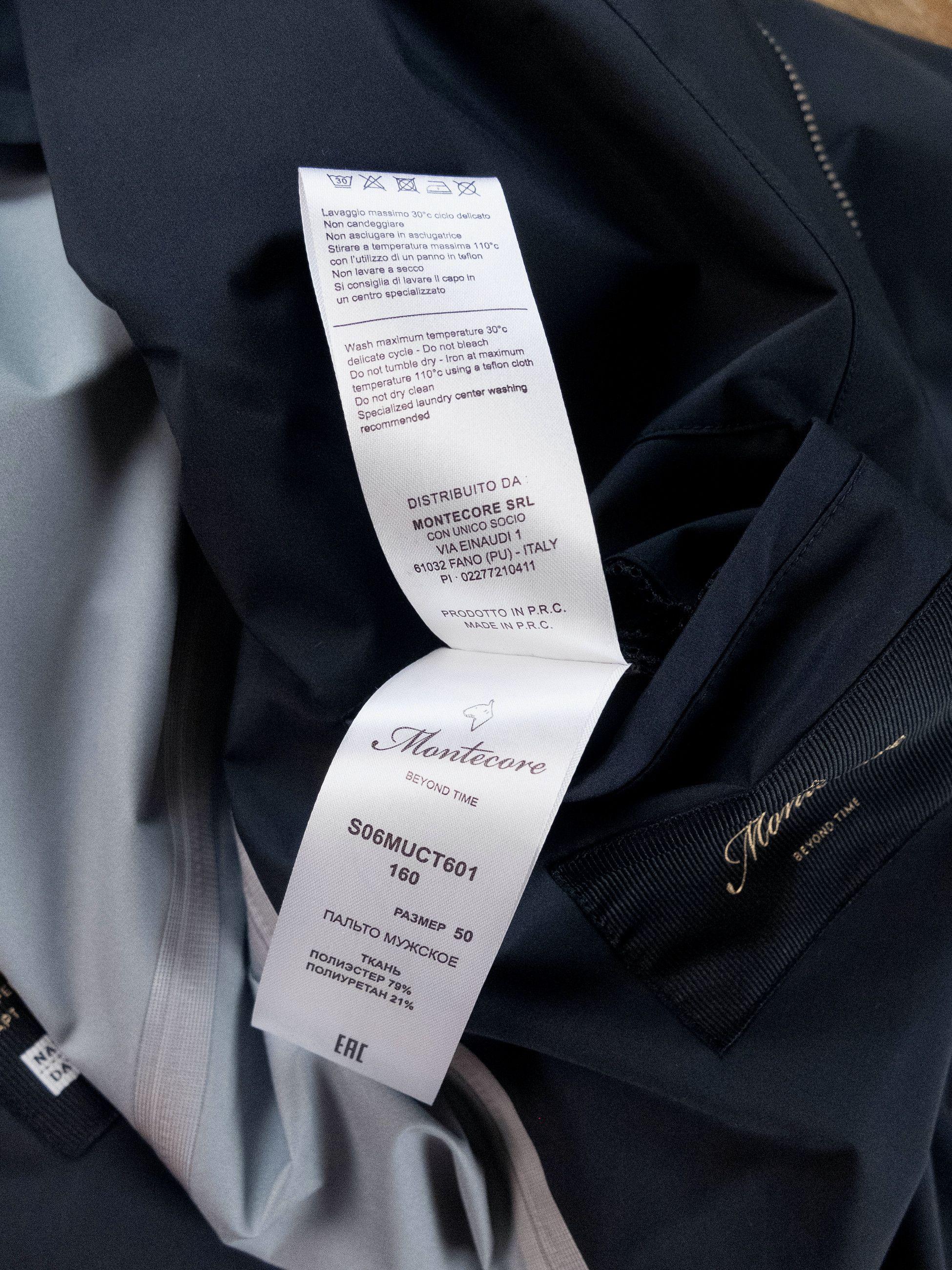 Montecore MONTECORE Italy dark blue hooded nylon coat jacket Large Size US L / EU 52-54 / 3 - 12 Thumbnail